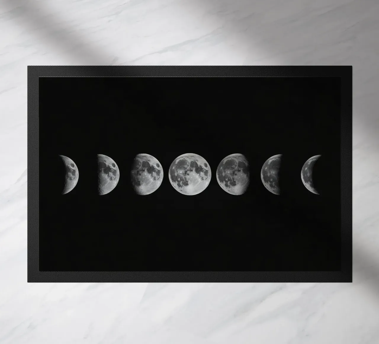 Fasi lunari in bianco e nero - Ciclo lunare zerbino da Plain Thoughts