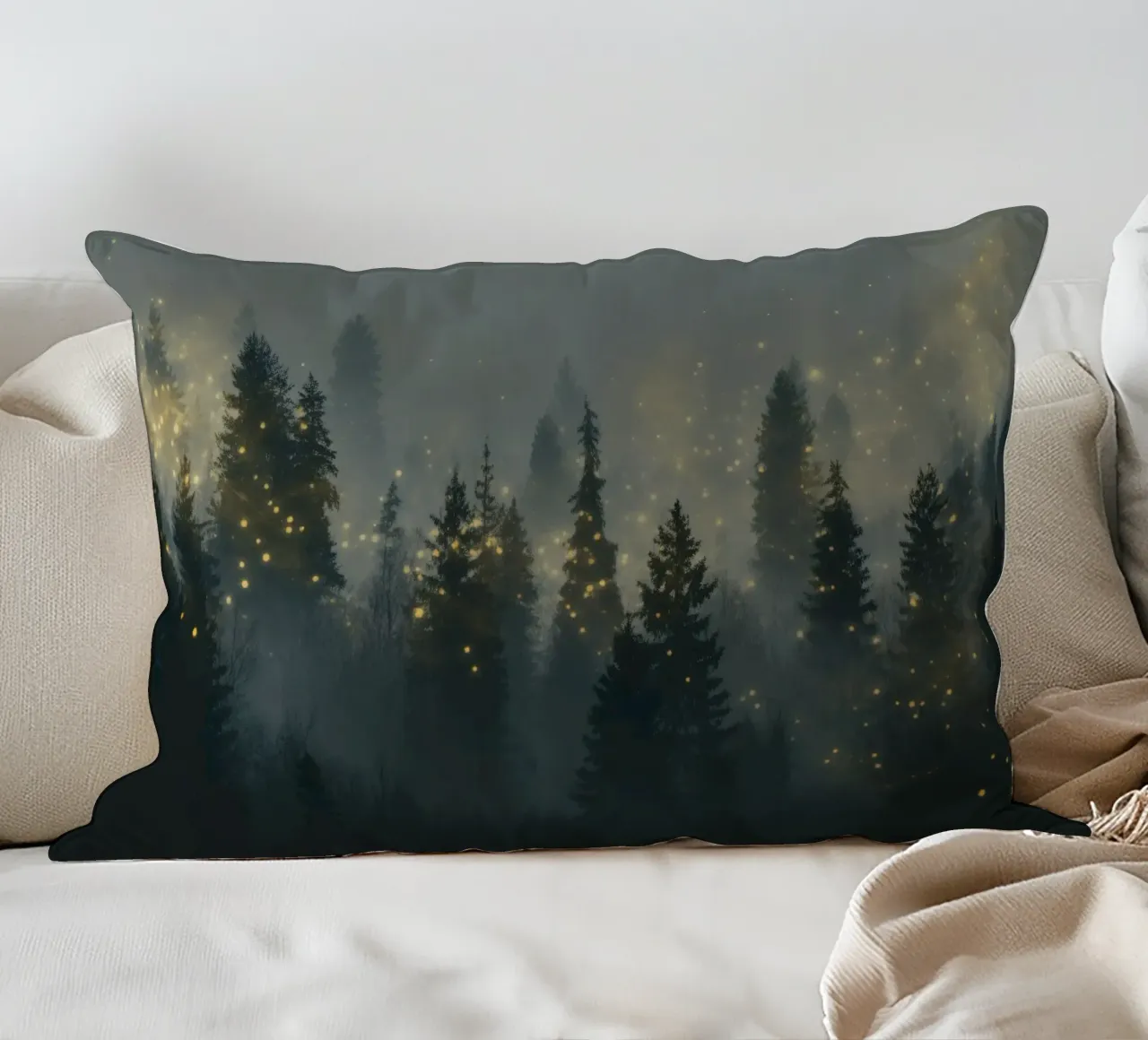 La foresta incantata delle lucciole dorate cuscino da Plain Thoughts