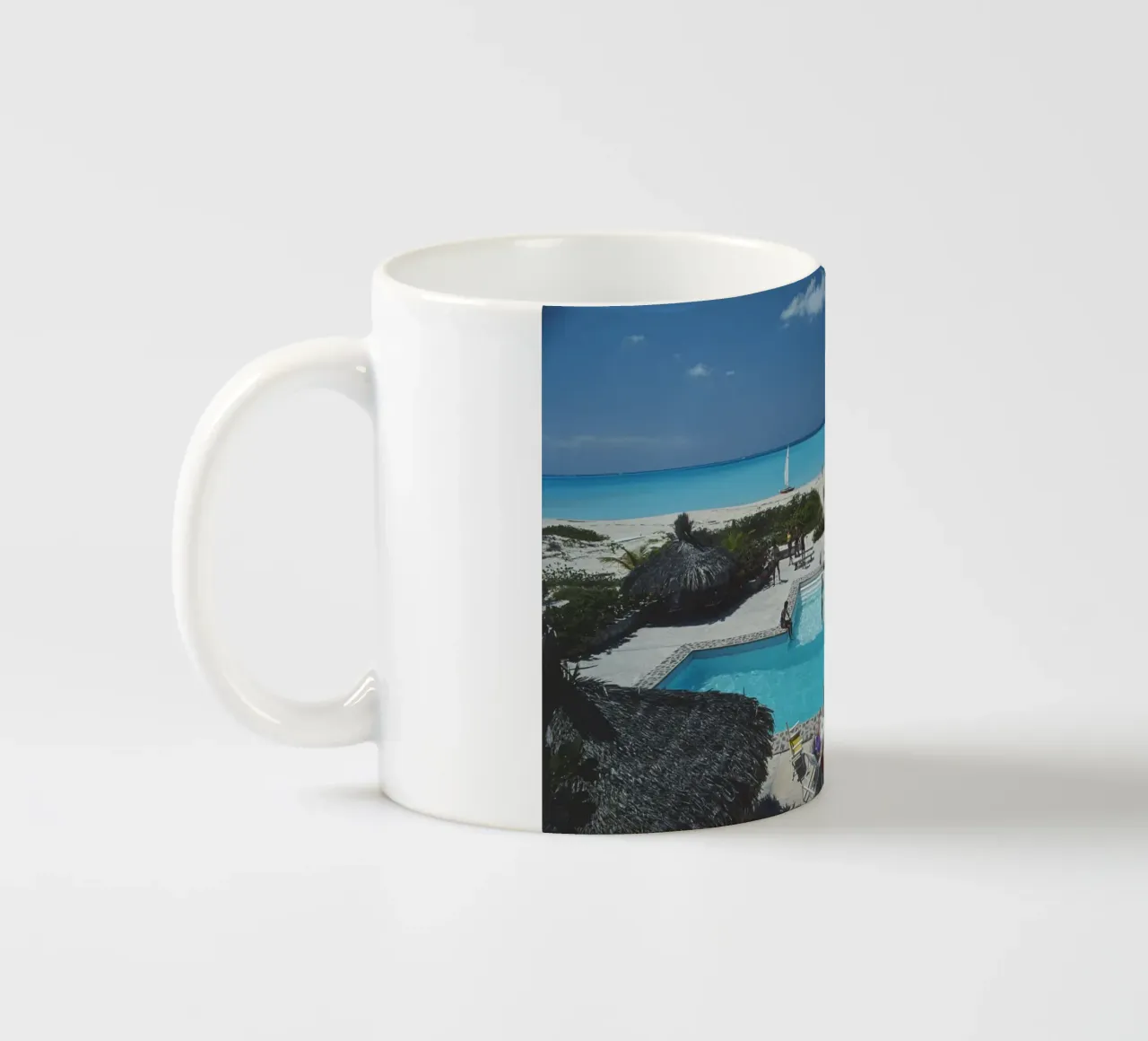 Pool View Beach Slim Aarons Best Picture tazza in ceramica da GEOLOG