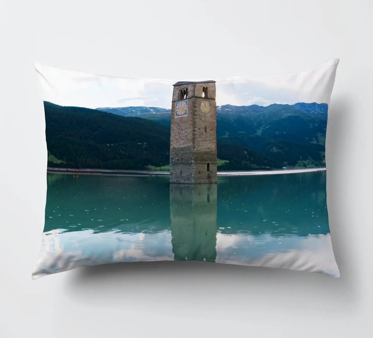 Kirchturm im Reschensee cuscino da Fjöllart