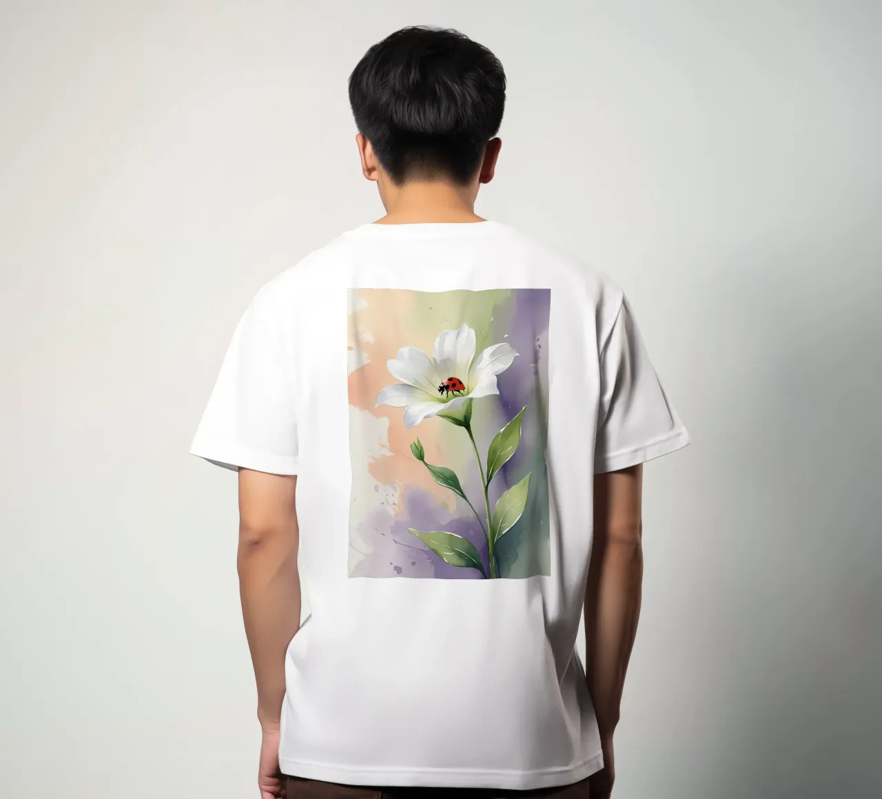 Giglio bianco con coccinella Poster acquerellato t-shirt da Bloom And Brush