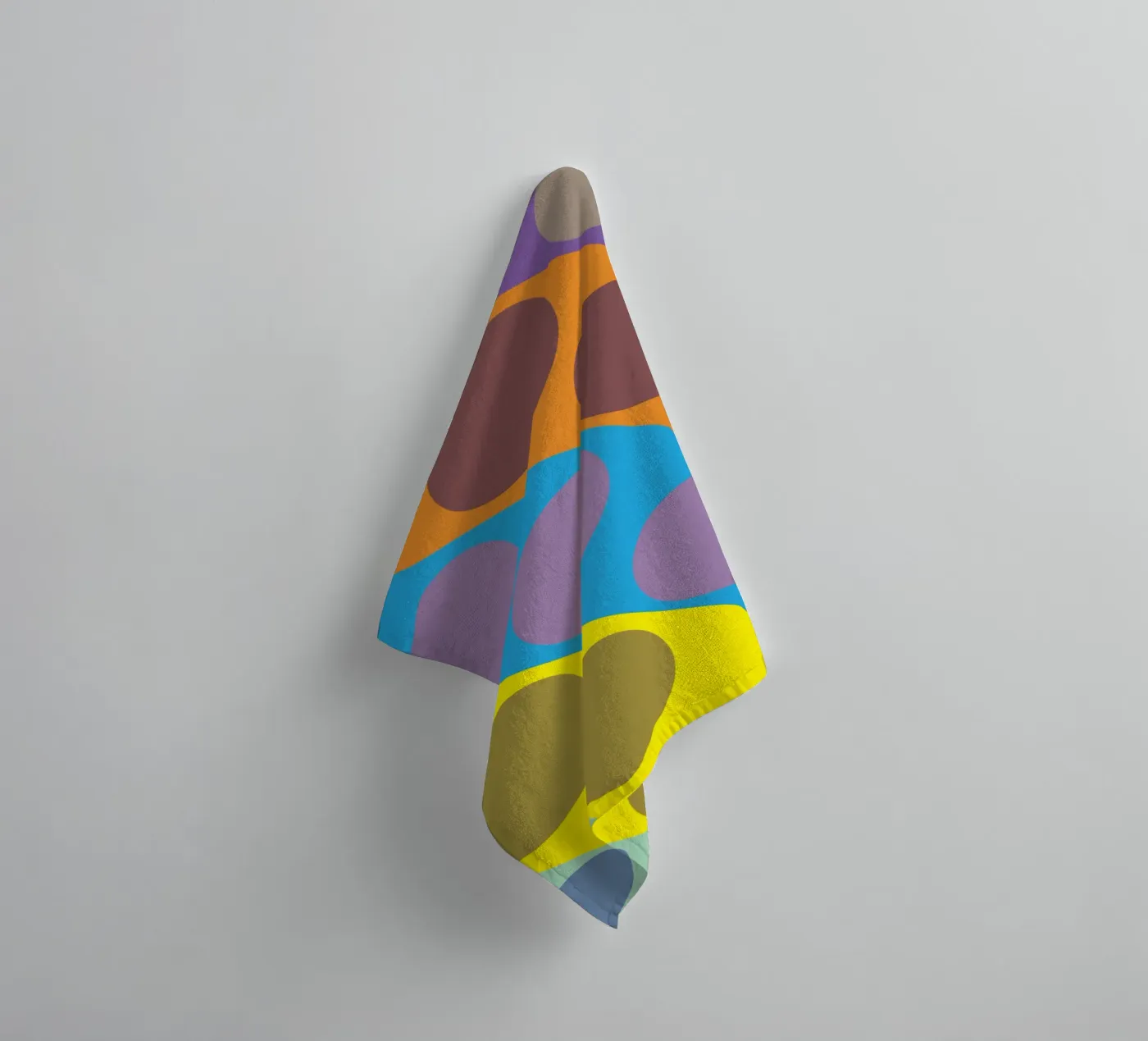 circle zigzag towel by boeboe