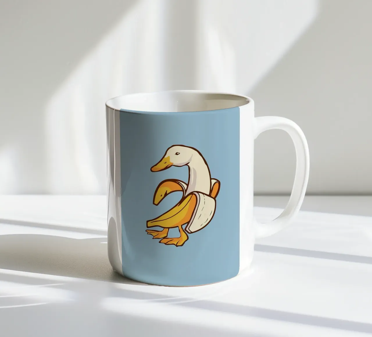 Eend in een bananenschil keramische mok van bazi