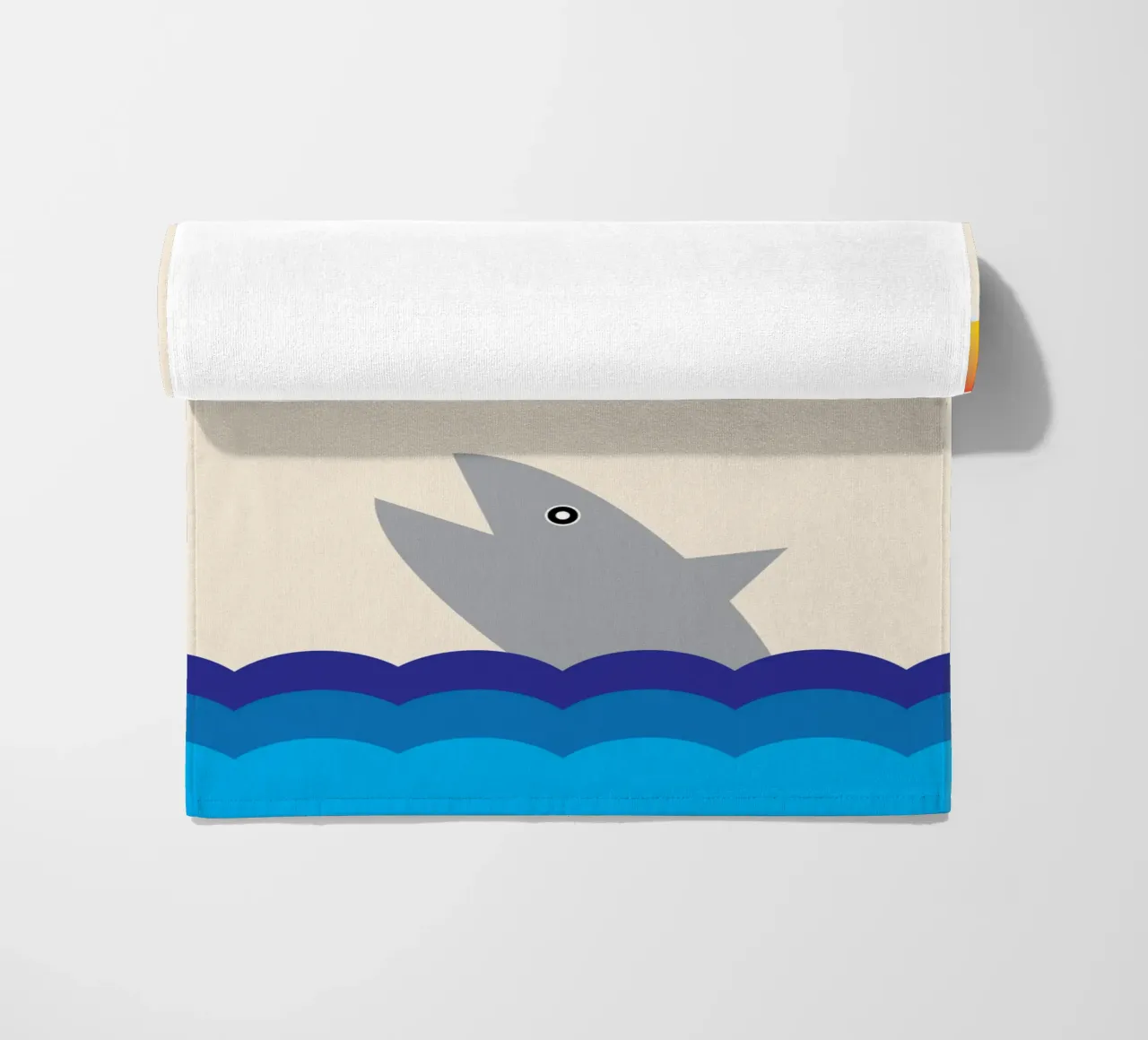 squalo nel mare telo mare da boeboe
