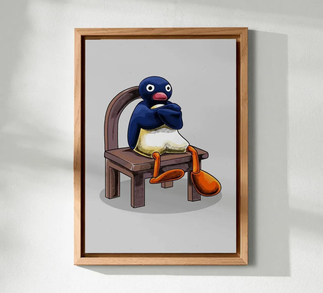 Pingu seduto sulla sedia alluminio dibond da bazi