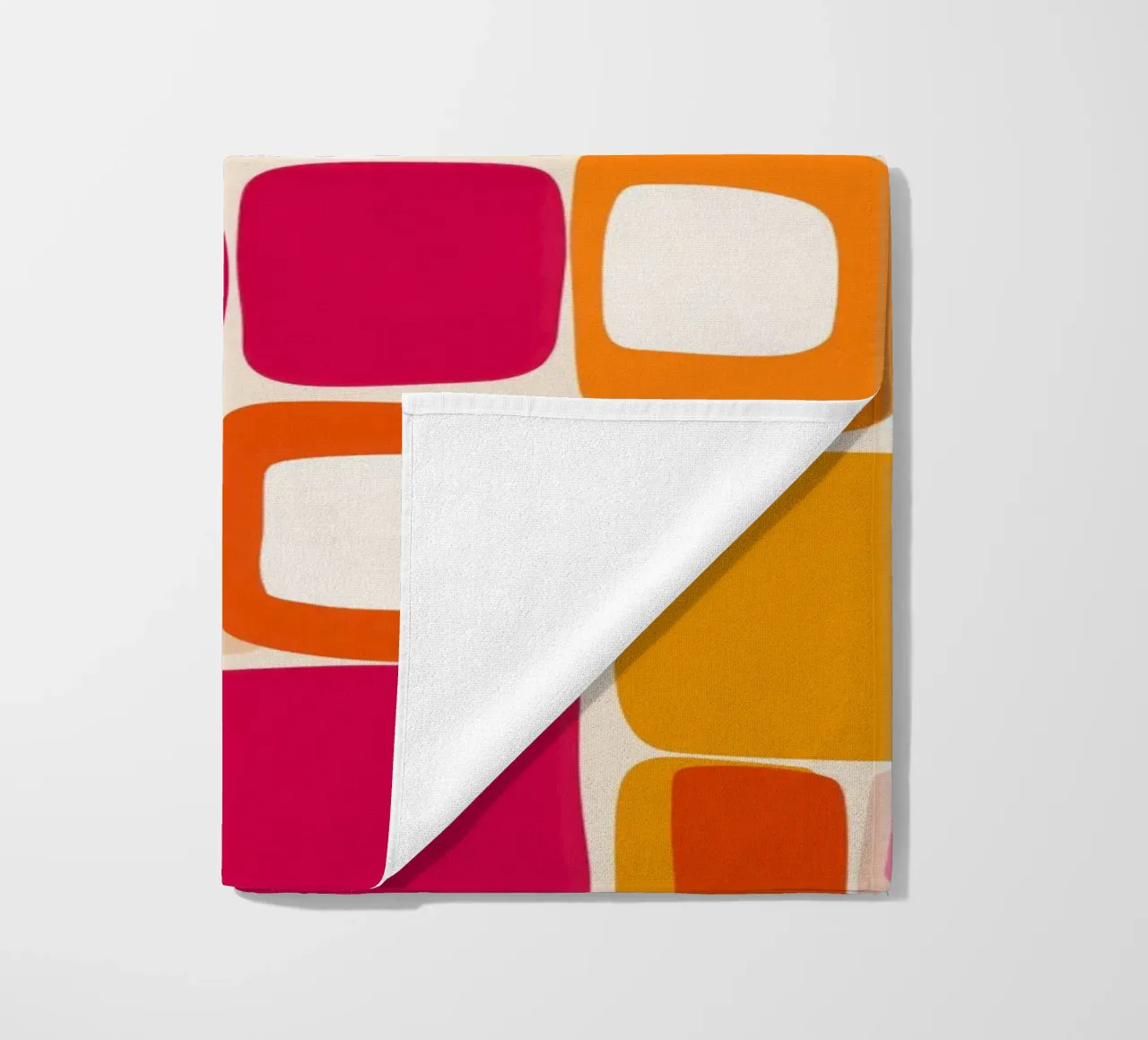 Design anni '70 reinterpretato senza tempo telo mare da Autofocus