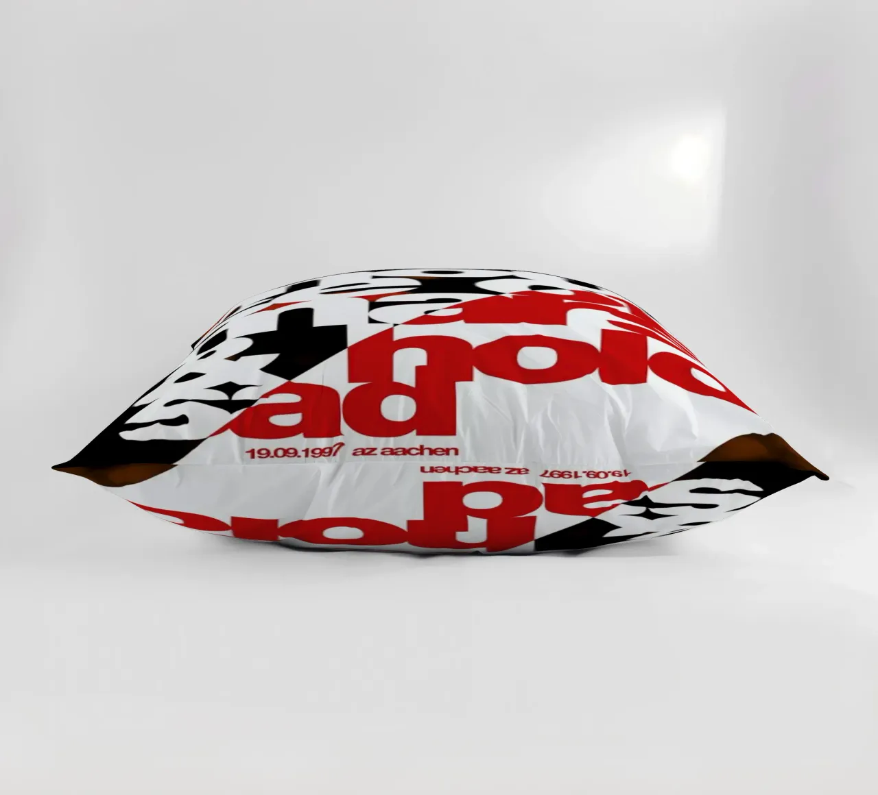 Mouse On Mars cuscino da Stephan Kochs