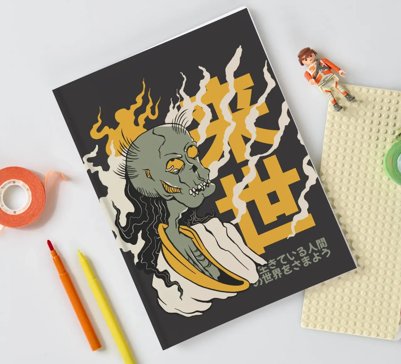 Squelette en feu et symbole jaune carnet de notes de TeeLab