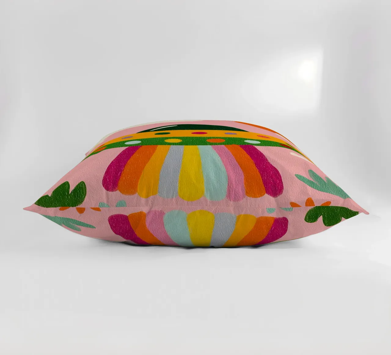 UFO colorato in un paesaggio rosa cuscino da kakaka