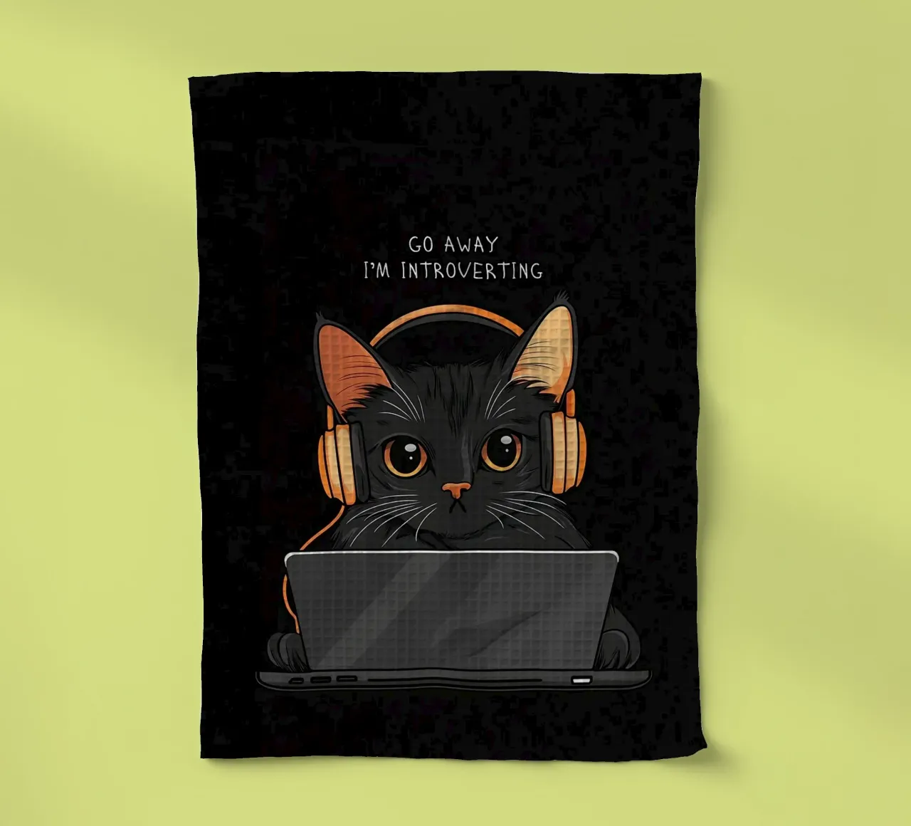 Gato introvertido con portátil paño de cocina de kakaka