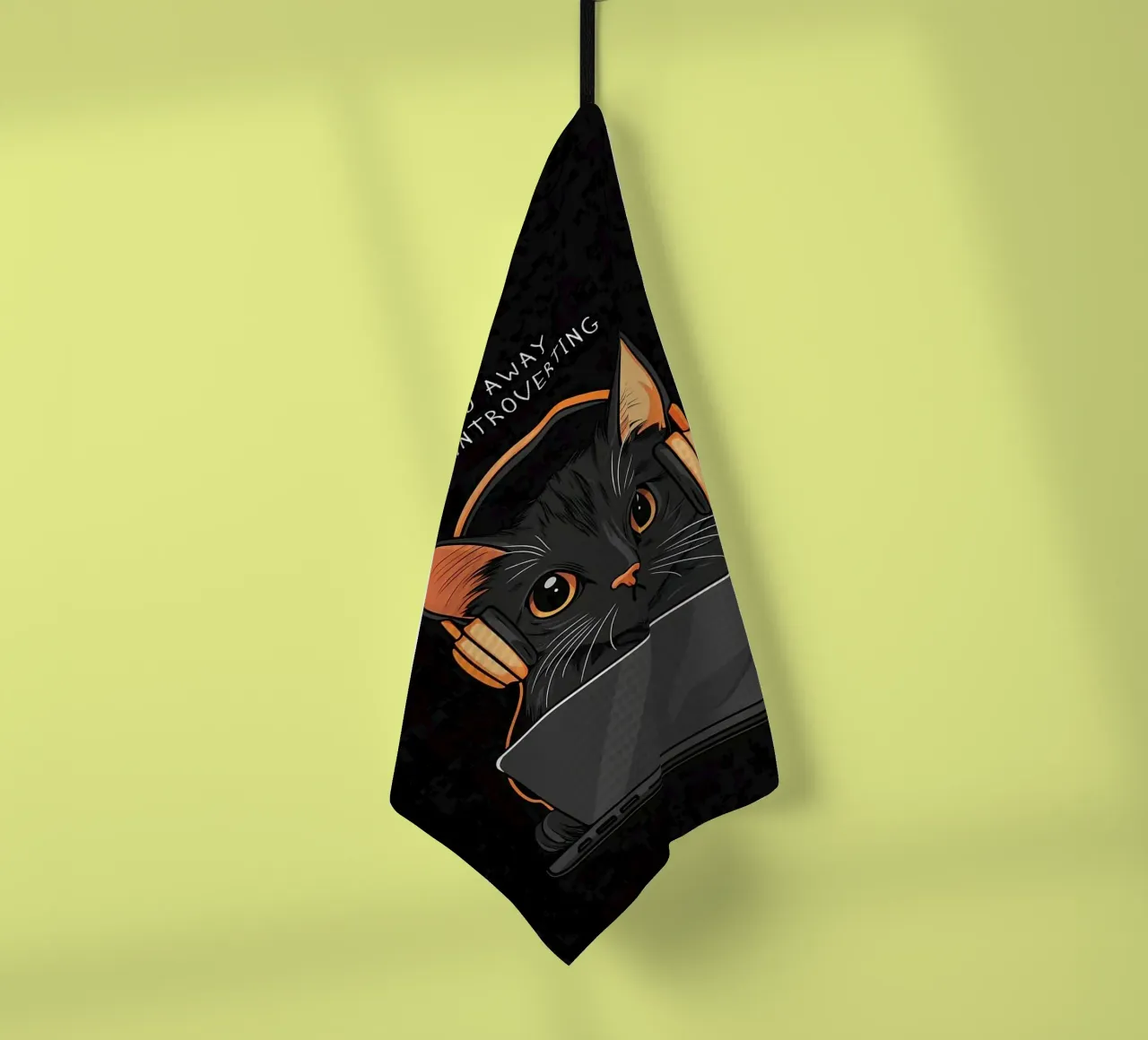 Gato introvertido con portátil paño de cocina de kakaka