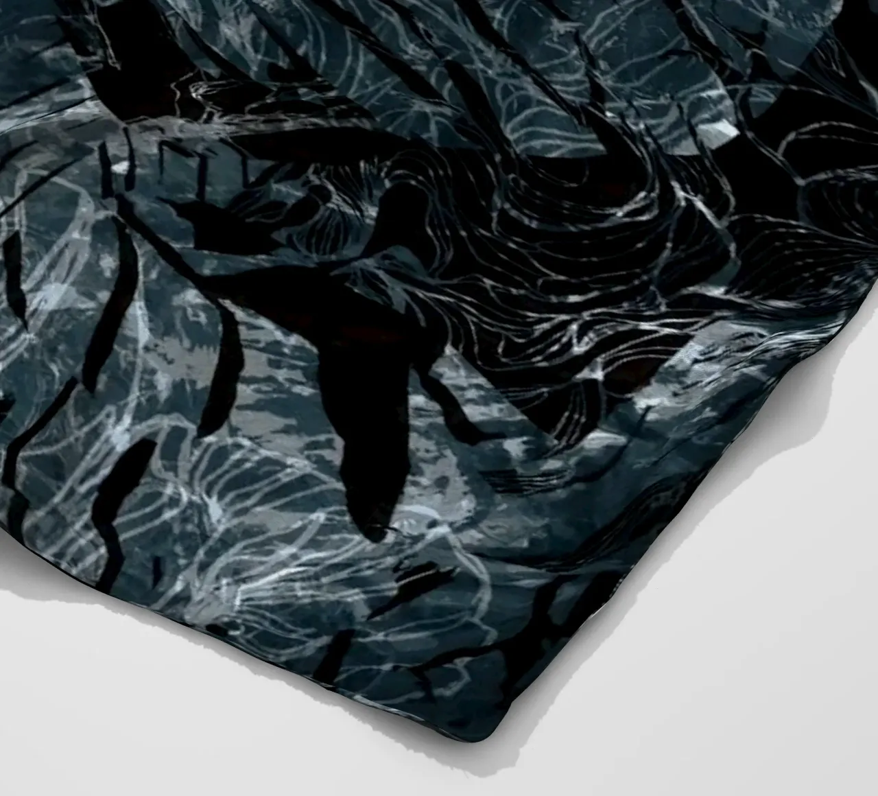 foresta nera coperta in pile da k i m