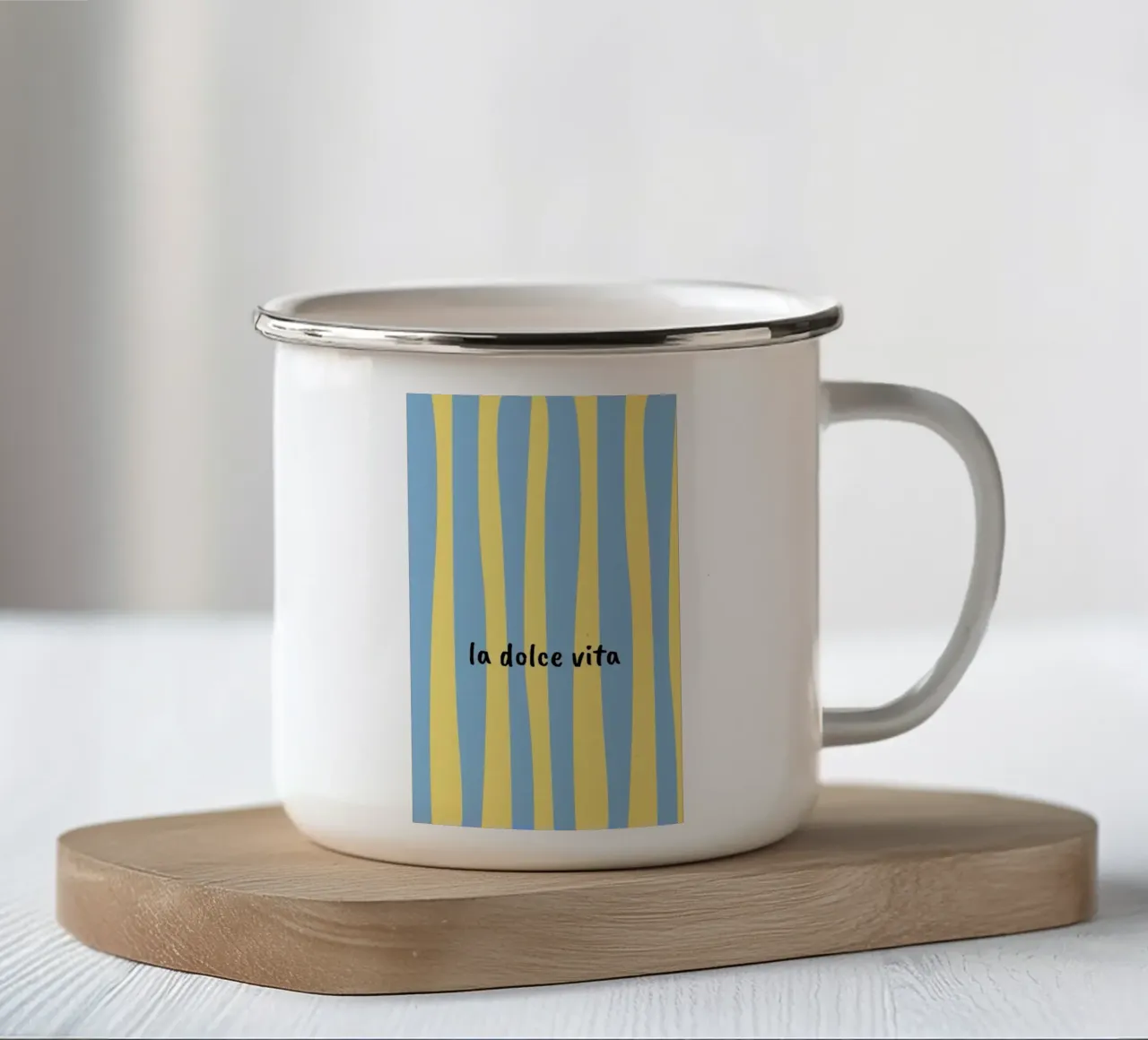 la dolce vita tazza in smalto da Nina Wolf