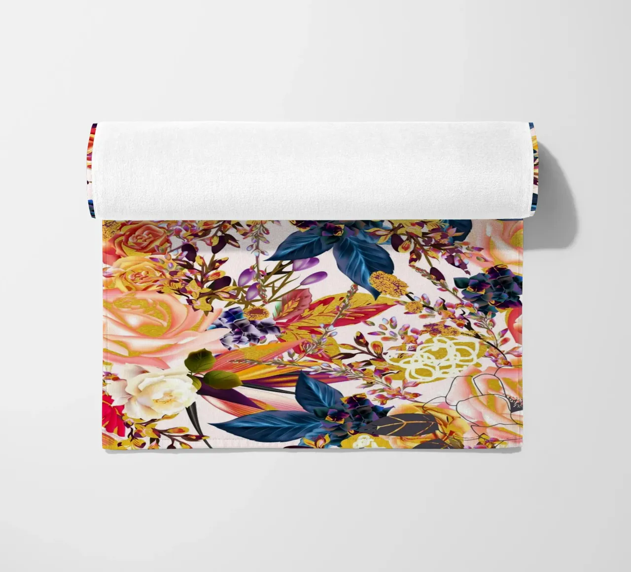 Floreale rustico telo mare da 83oranges.com