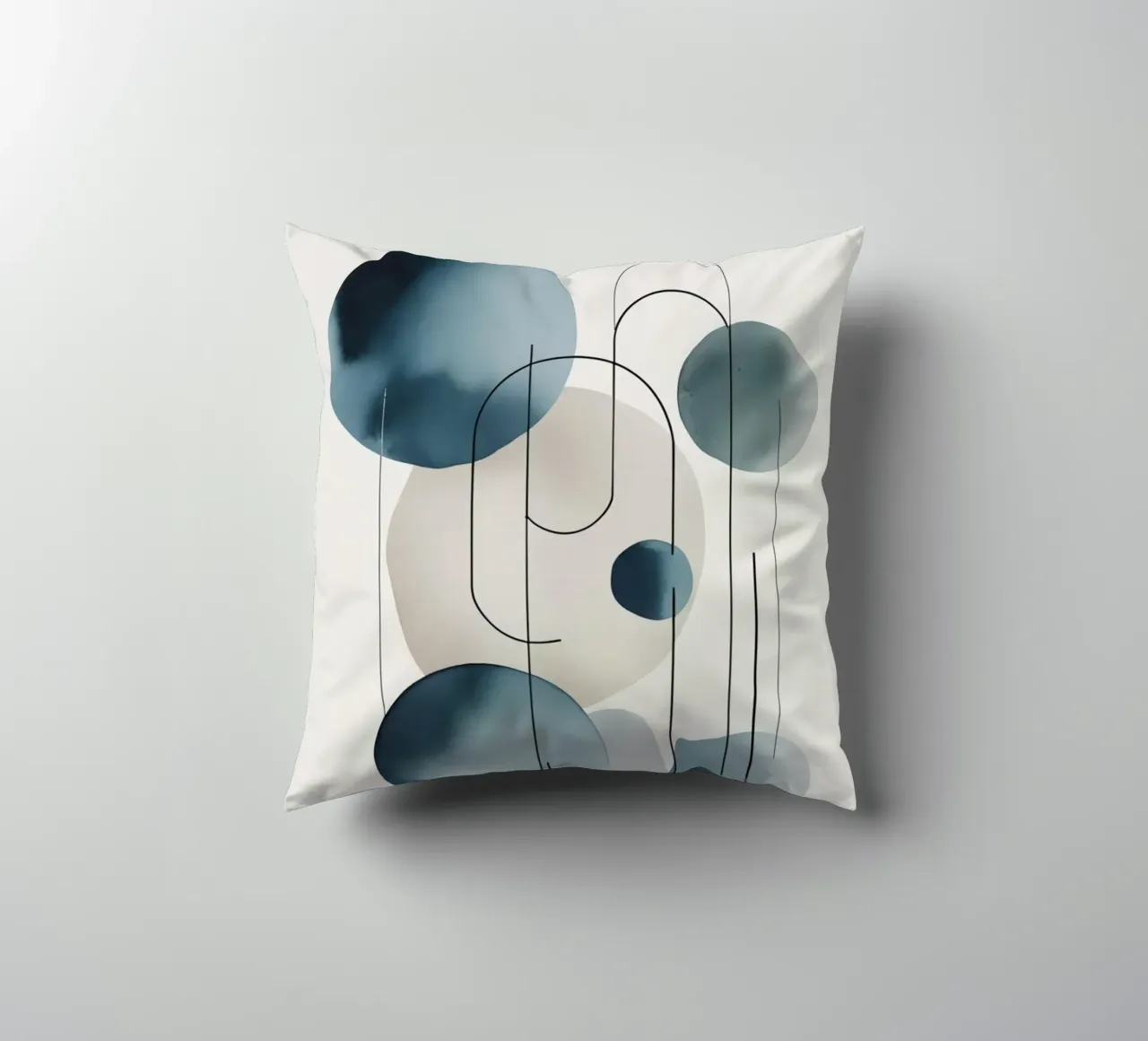 Abstracte cirkels en bogen compositie kussen van DesignDoodle