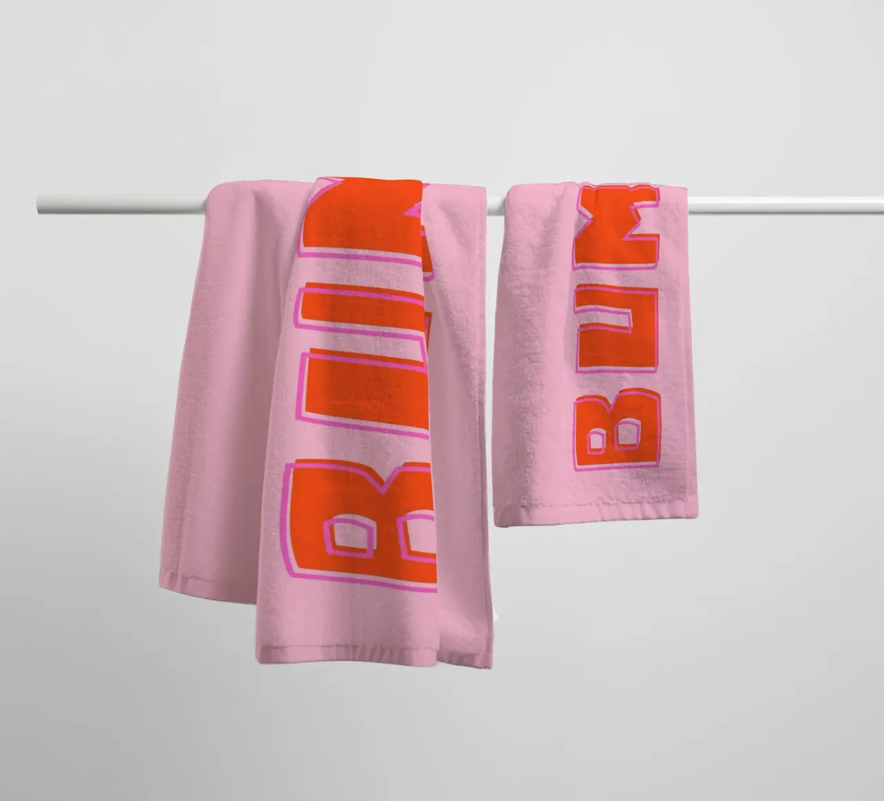 BUMS. asciugamano da bagno da DigiWunderwerk