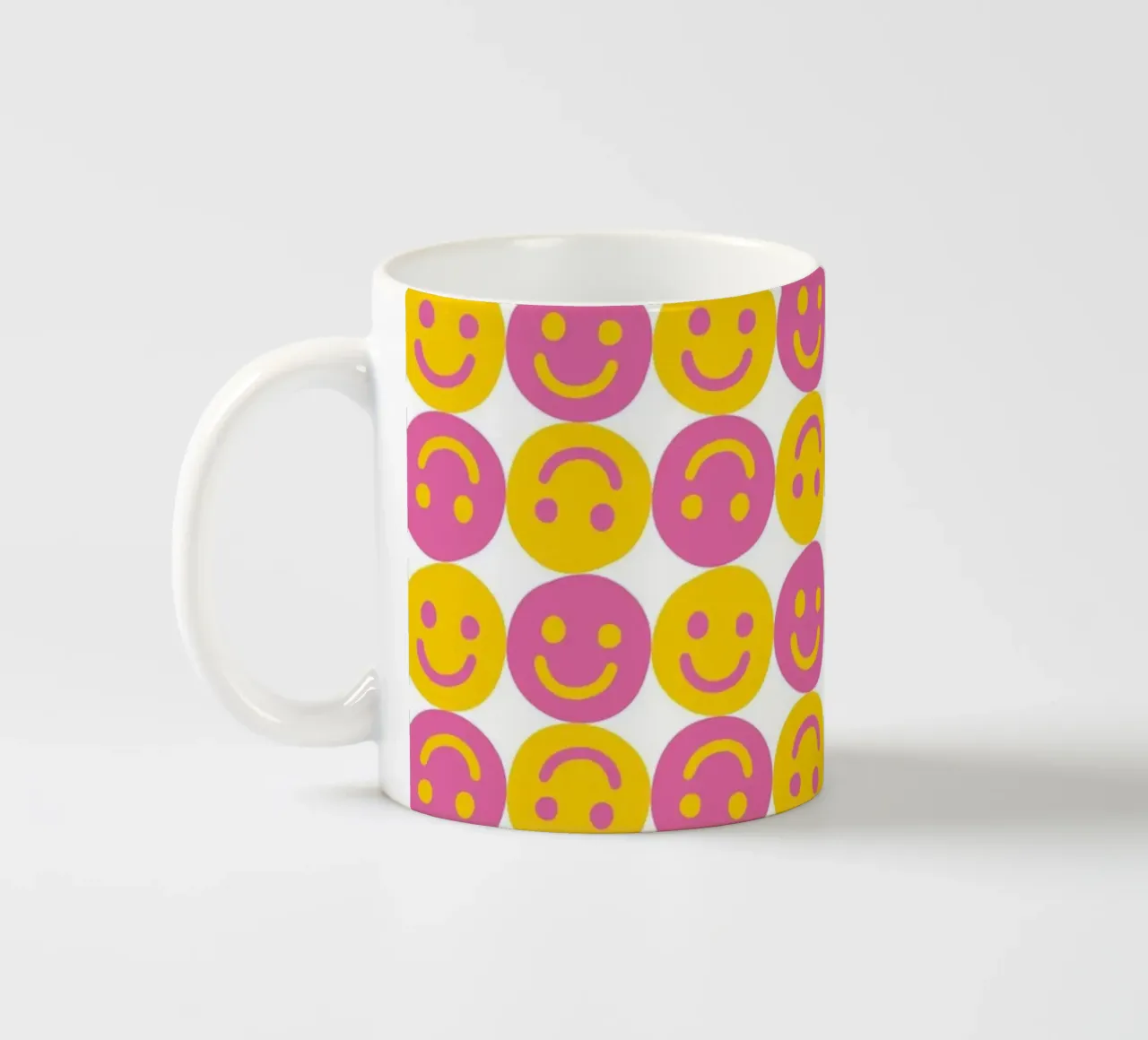 Un sorriso nella vostra giornata tazza in ceramica da The Native State