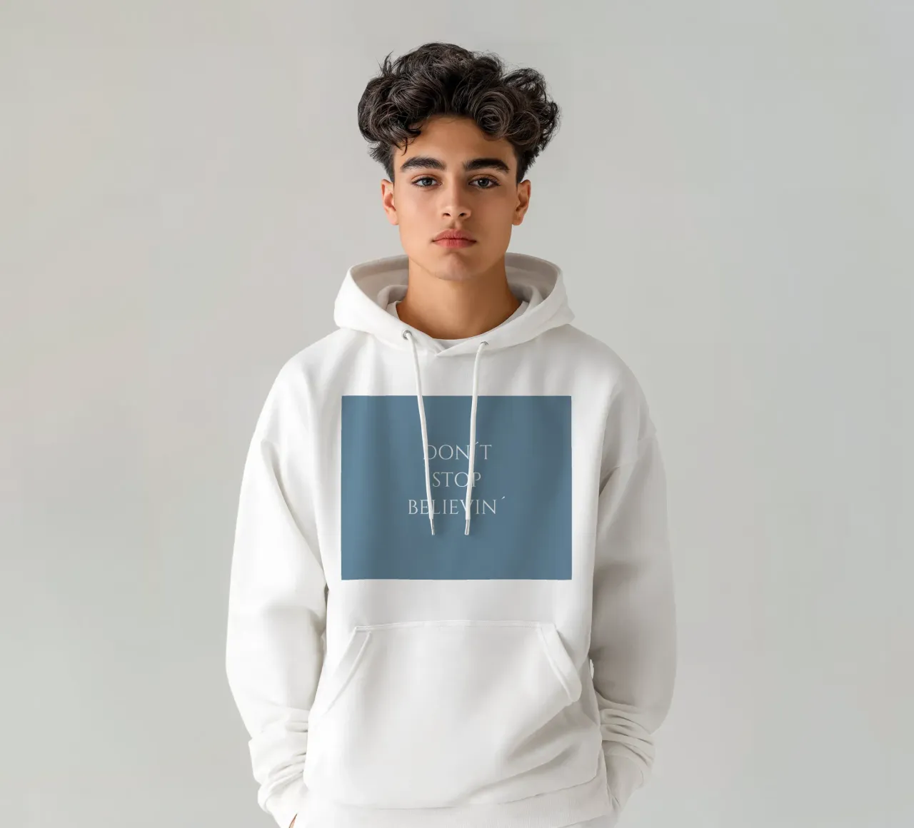 Non smettere di crederci felpa con cappuccio da BenCoStyle