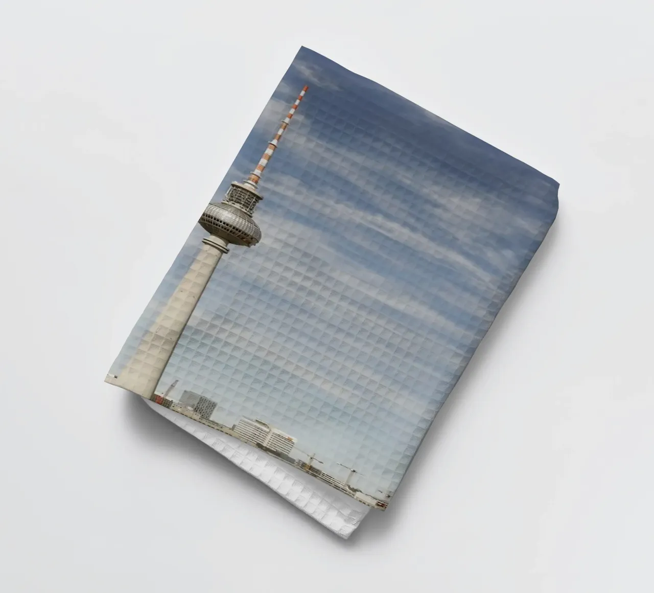 Fernsehturm Berlin Geschirrtuch von art picture
