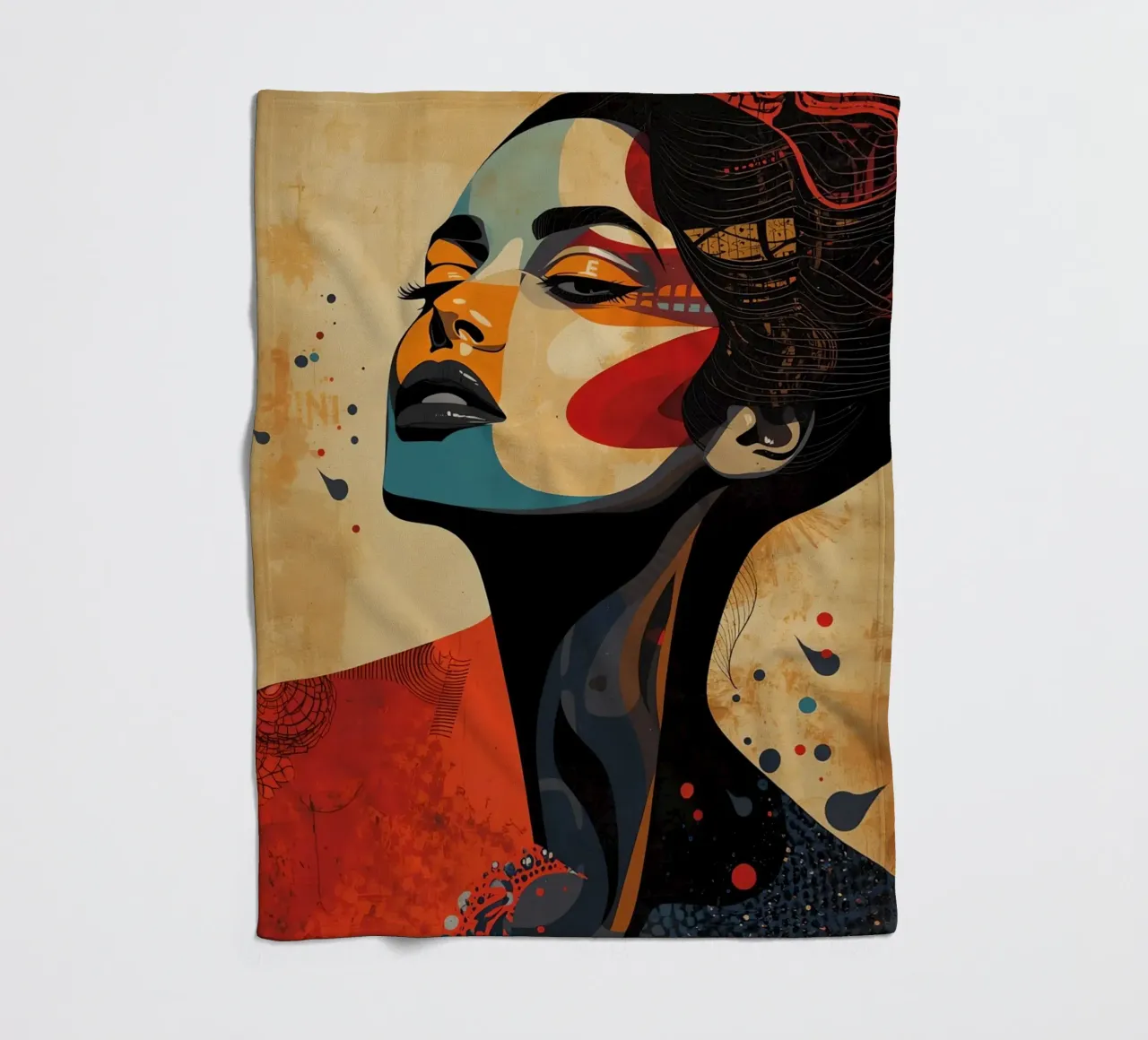 Ritratto astratto di una donna con un trucco audace coperta in pile da DesignDoodle