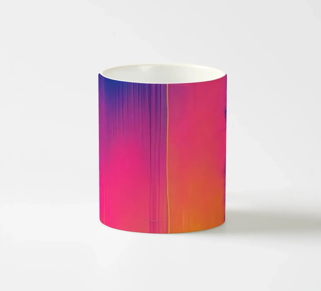 Strisce astratte Pinkesh con distorsione digitale tazza in ceramica da DesignDoodle