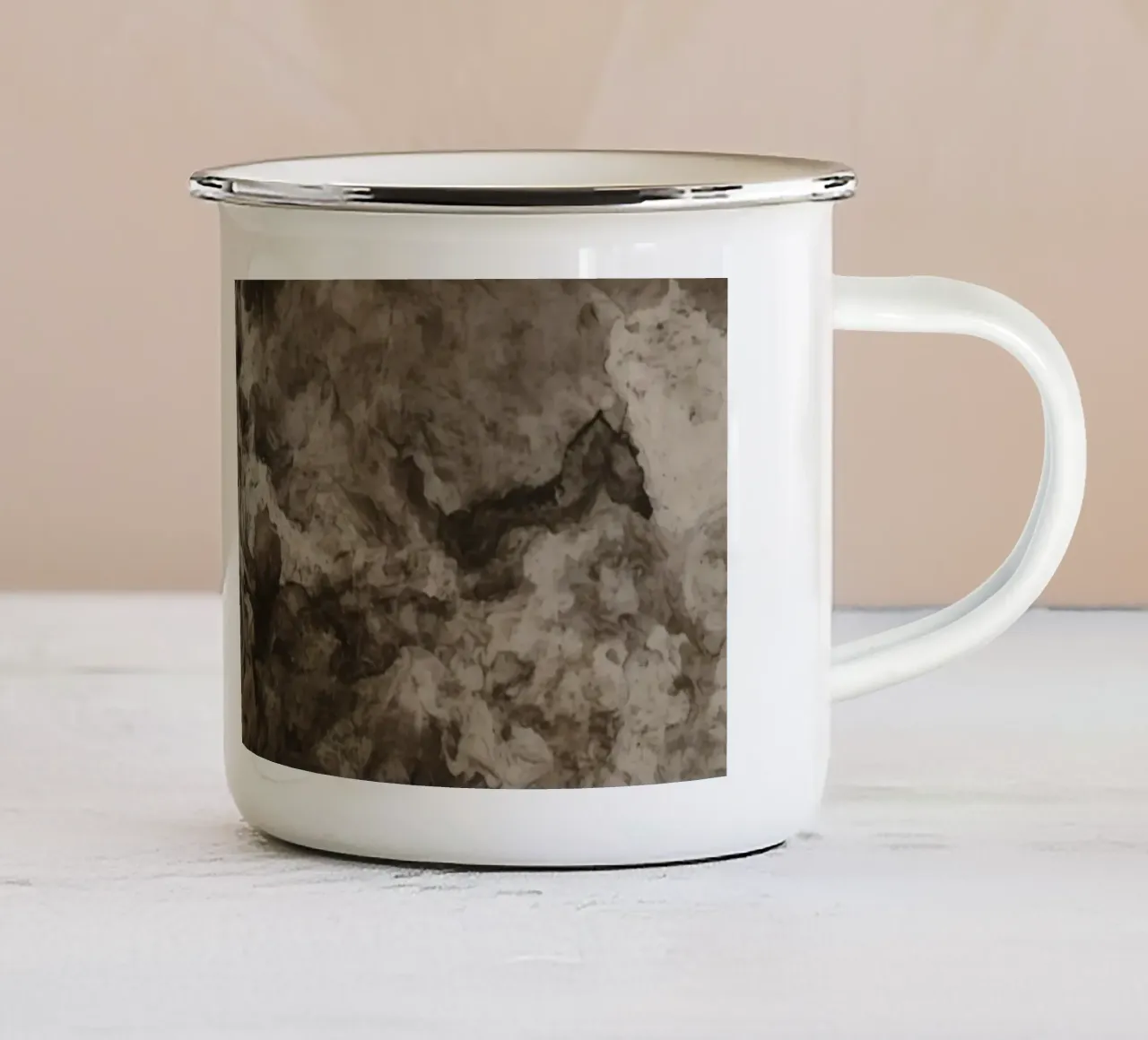 Abstrakte wirbelnde Texturen mit Rust Element Emaille Tasse von DesignDoodle