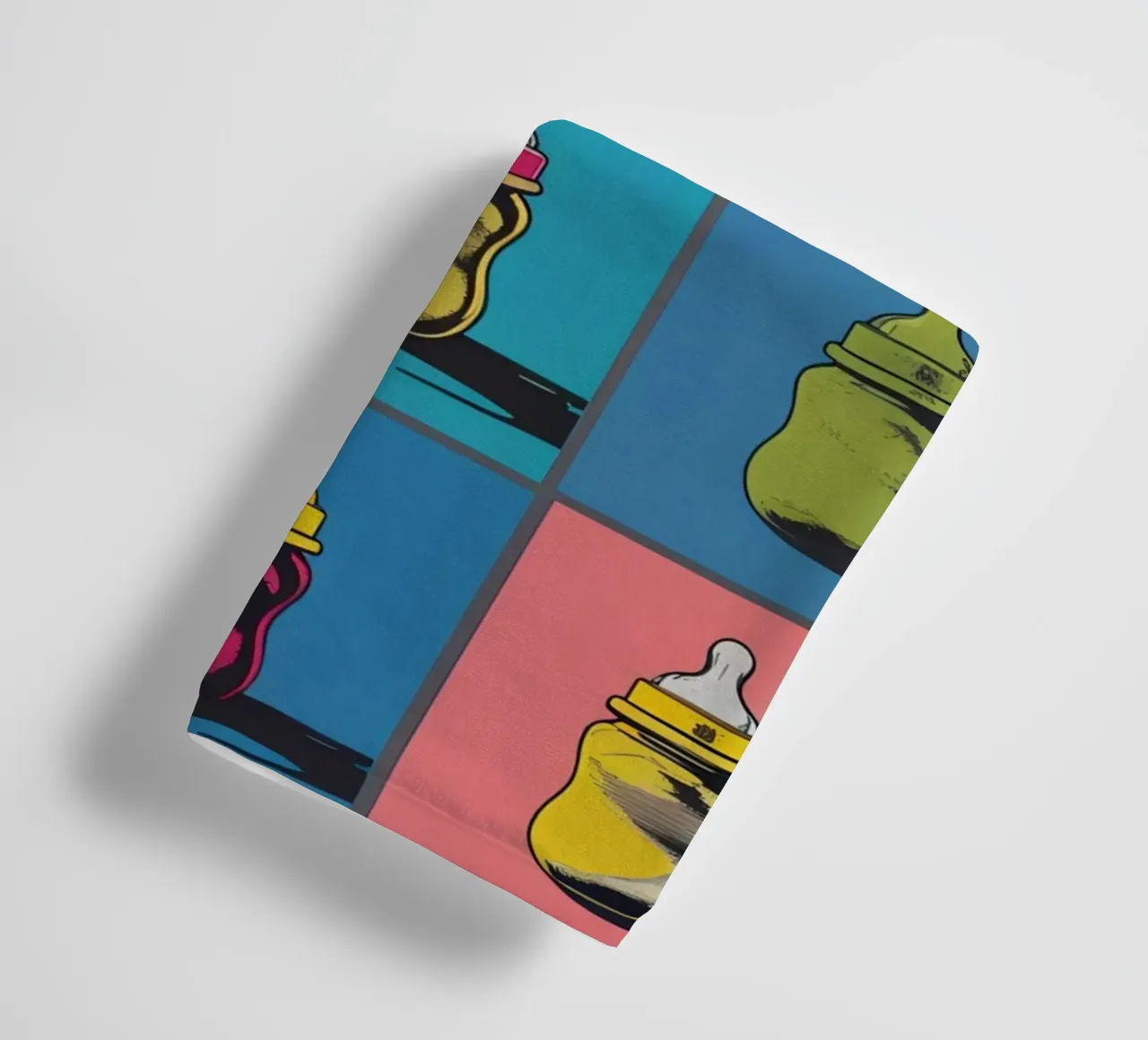 Biberon e ciucci in un layout a griglia asciugamano da bagno da DesignDoodle