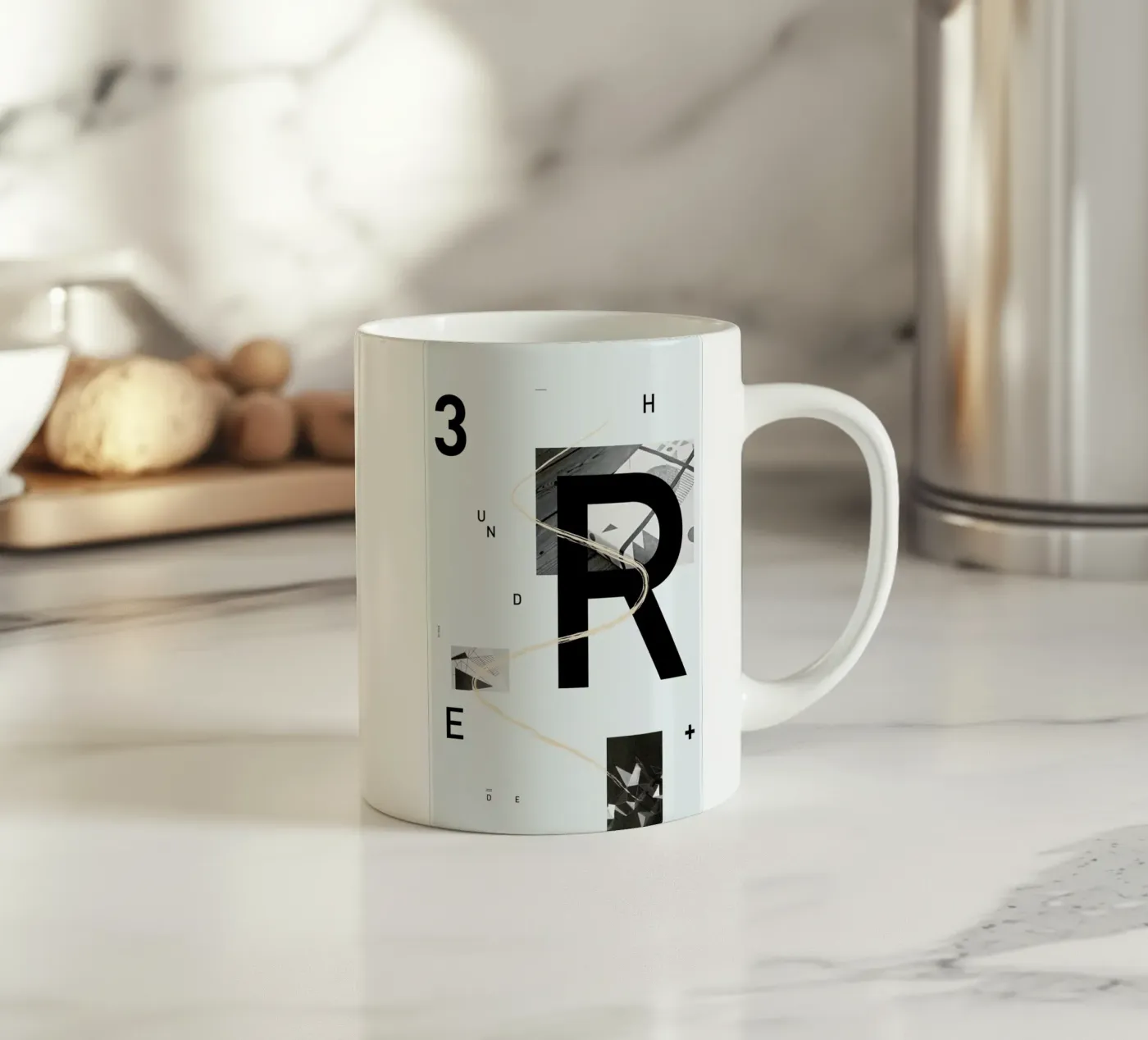 300 ceramic mug by Andreas Jarner