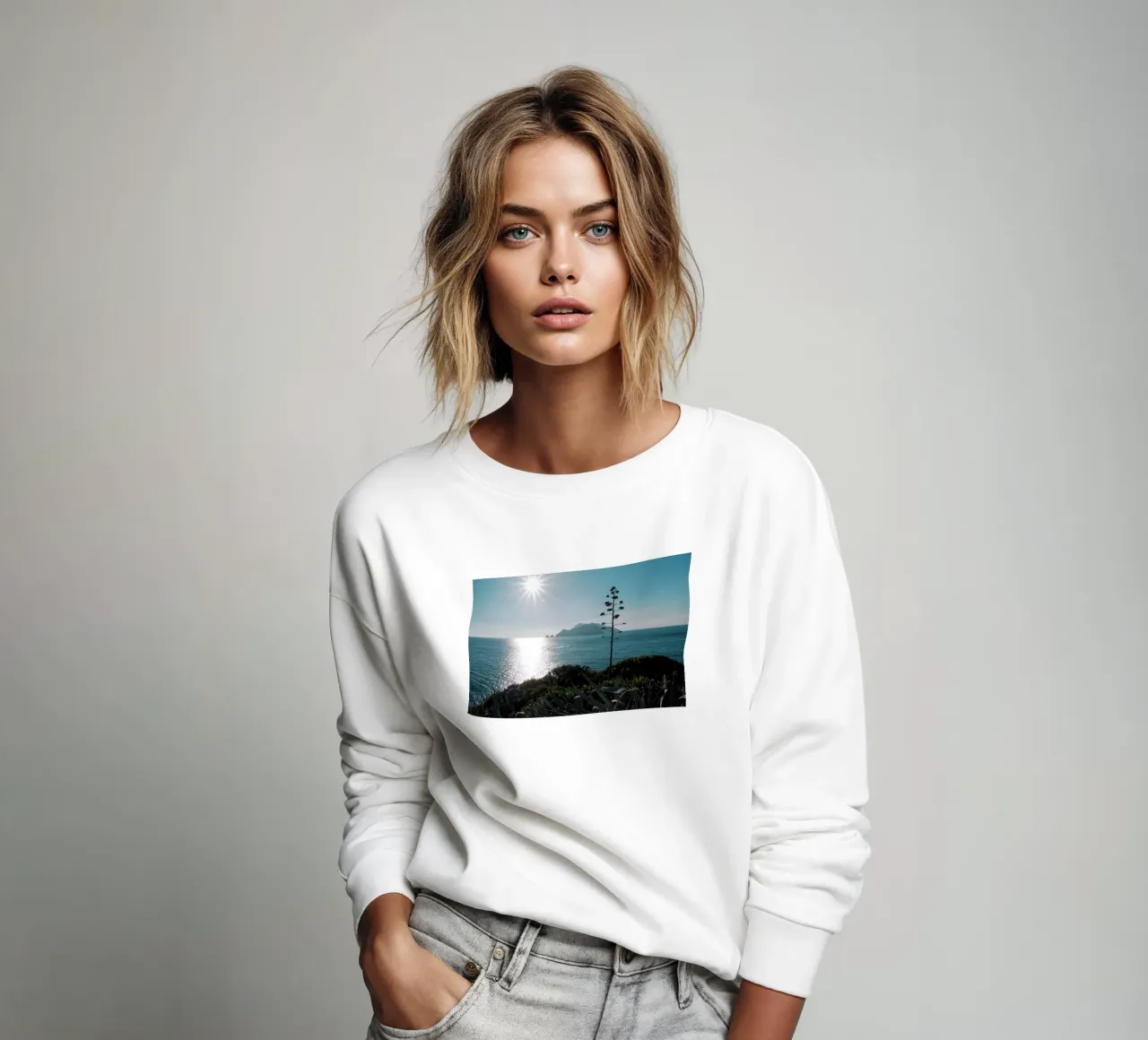 View to Capri Sweatshirt von Fjöllart