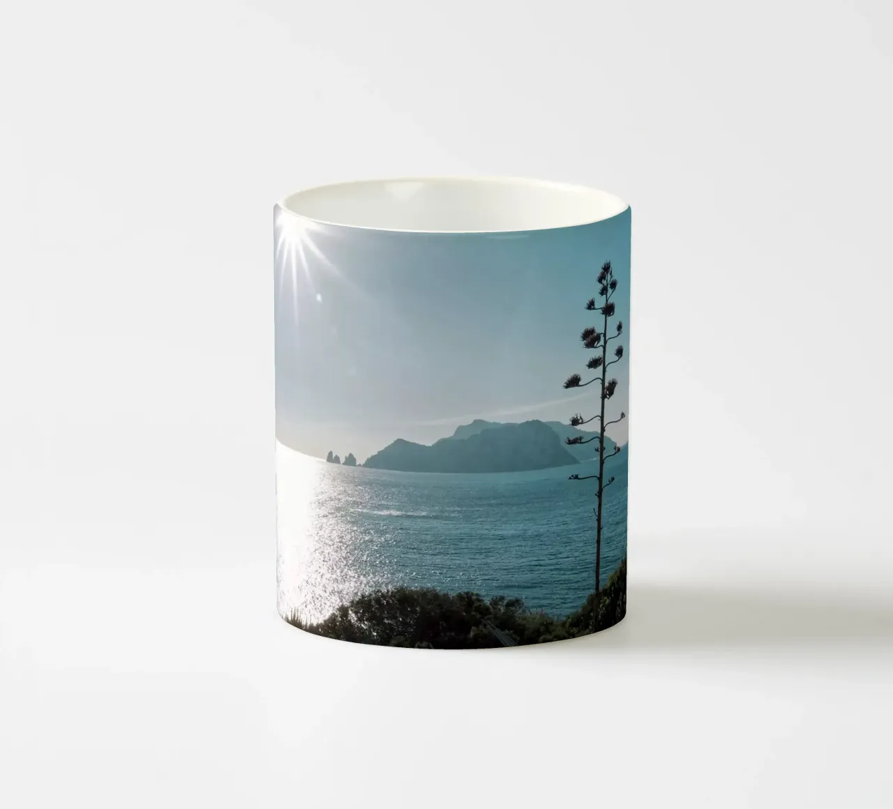 View to Capri ceramic mug by Fjöllart