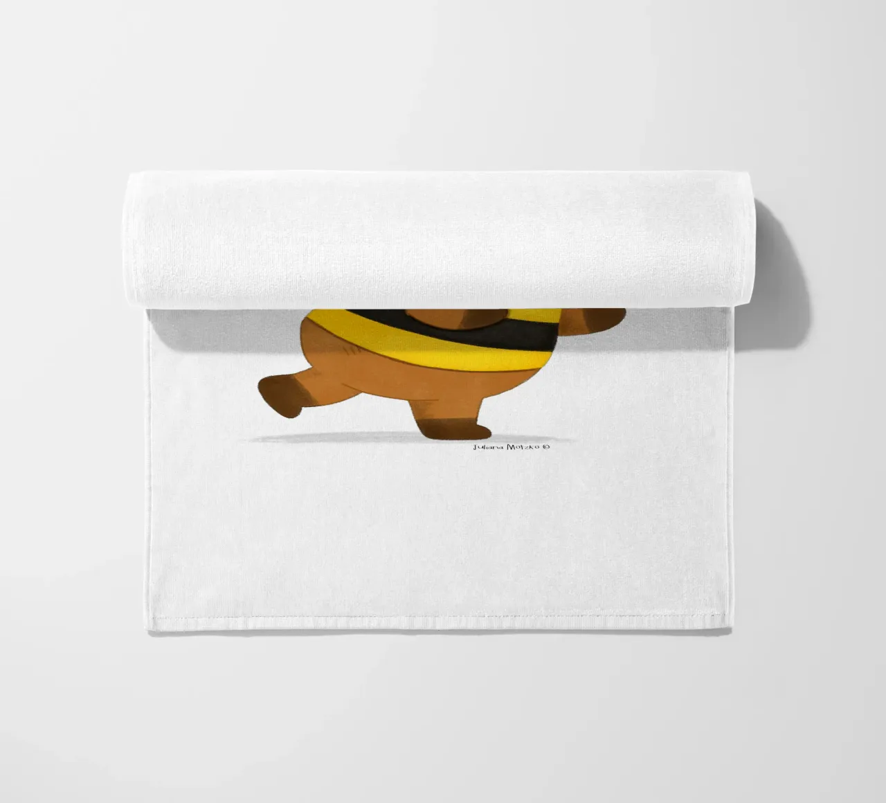 Capybara wearing a Bee Costume telo mare da julianamotzko