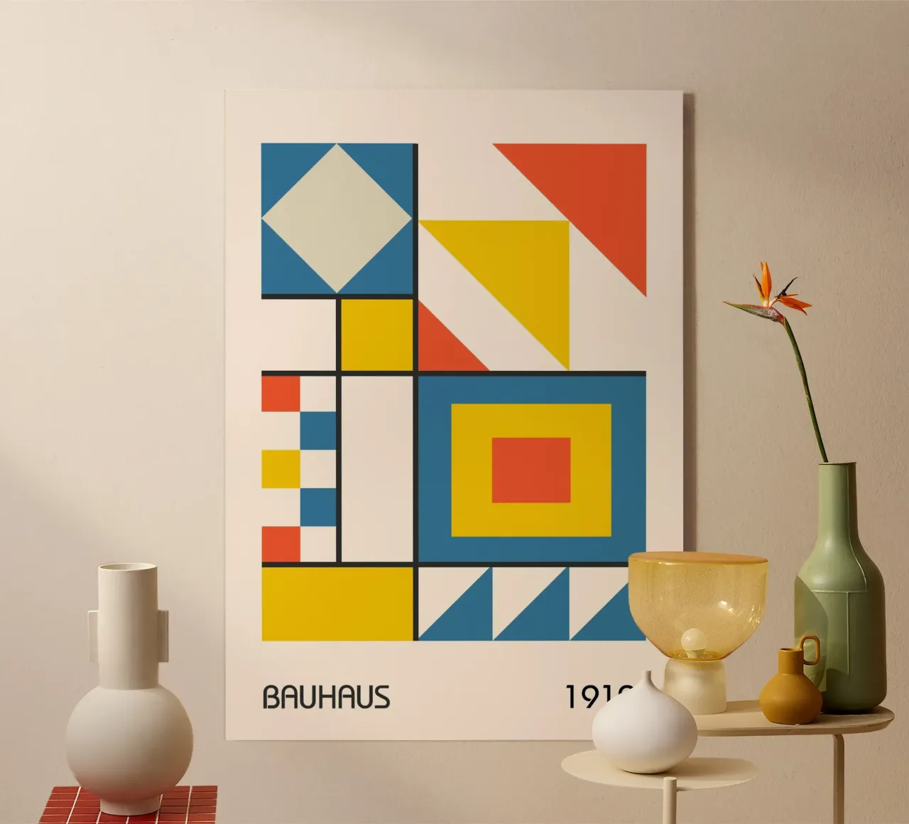 Cuadrados y triángulos geométricos de colores primarios Bauhaus 1919 metacrilato de Grungeo