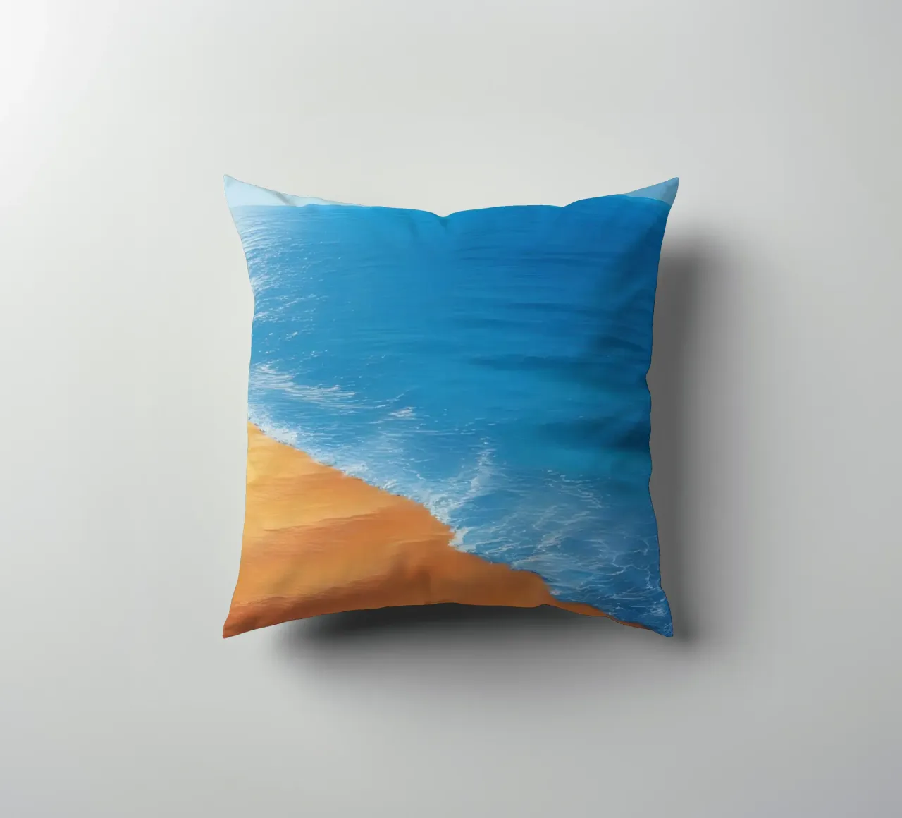 Orizzonte spiaggia e oceano cuscino da DesignDoodle