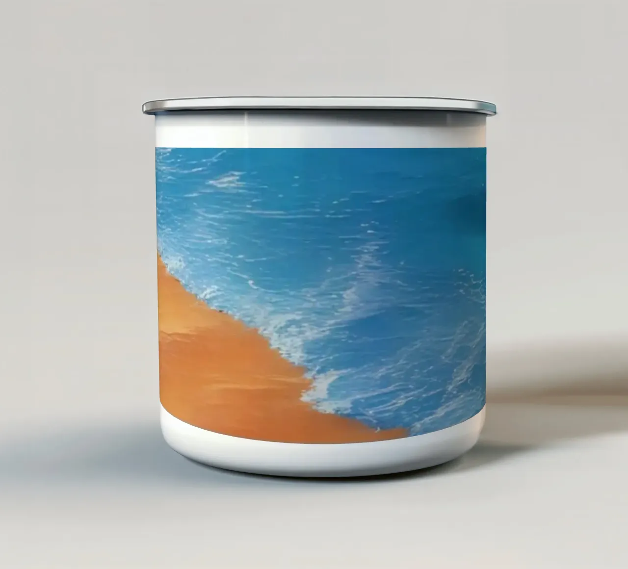 Orizzonte spiaggia e oceano tazza in smalto da DesignDoodle