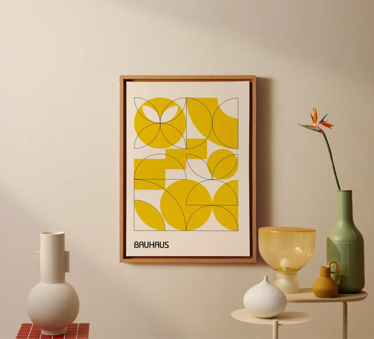 Bauhaus Gelb Geometrie Druck | Abstrakte Kreise & Quadrate Leinwand von Grungeo