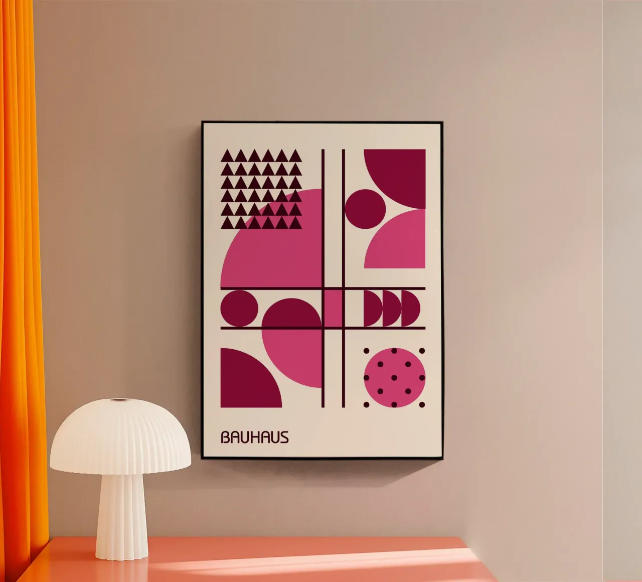 Forme geometriche astratte Bauhaus rosa e marrone plexiglass da Grungeo