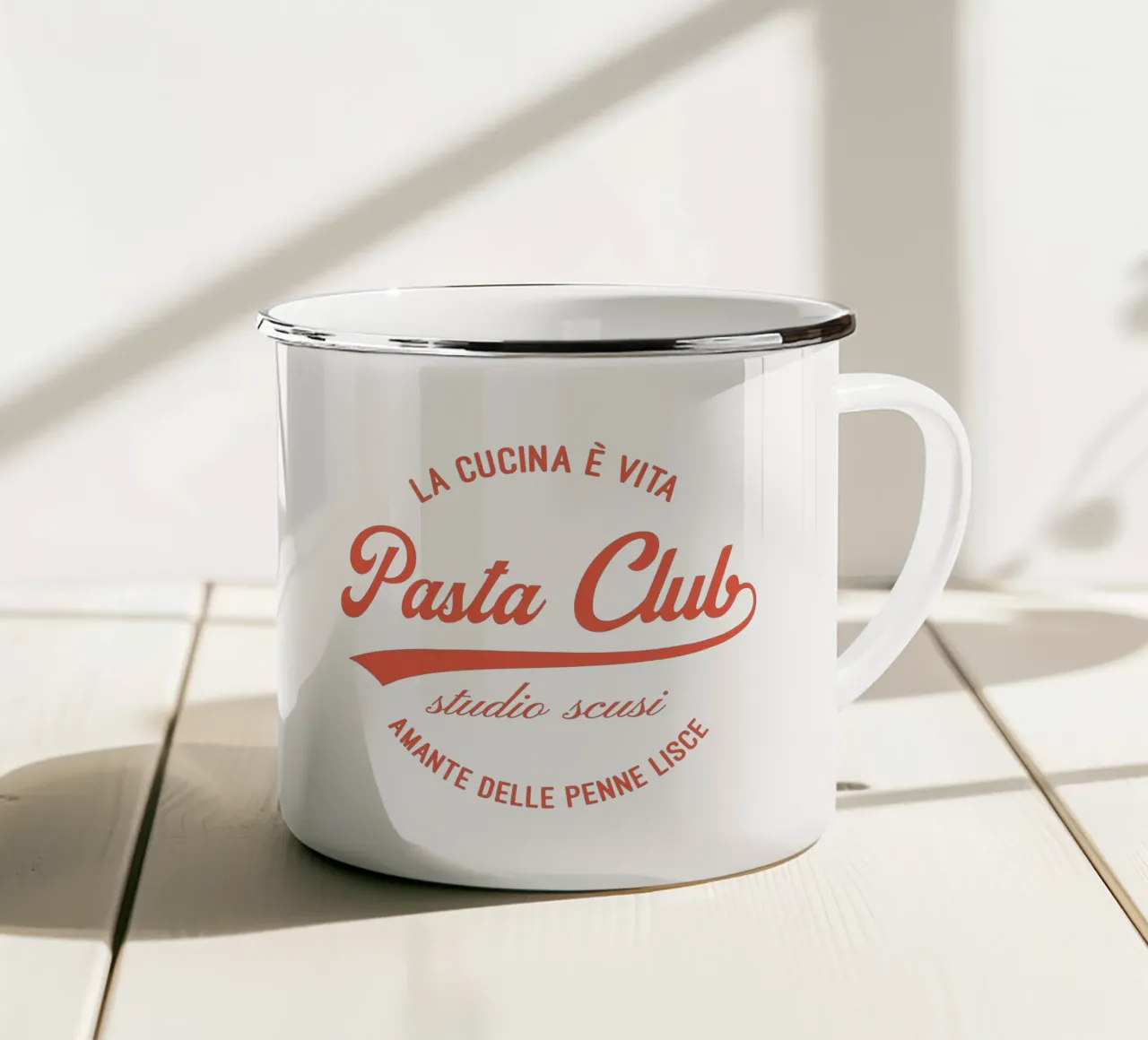 Pasta Club - Badge tazza in smalto da studio scusi