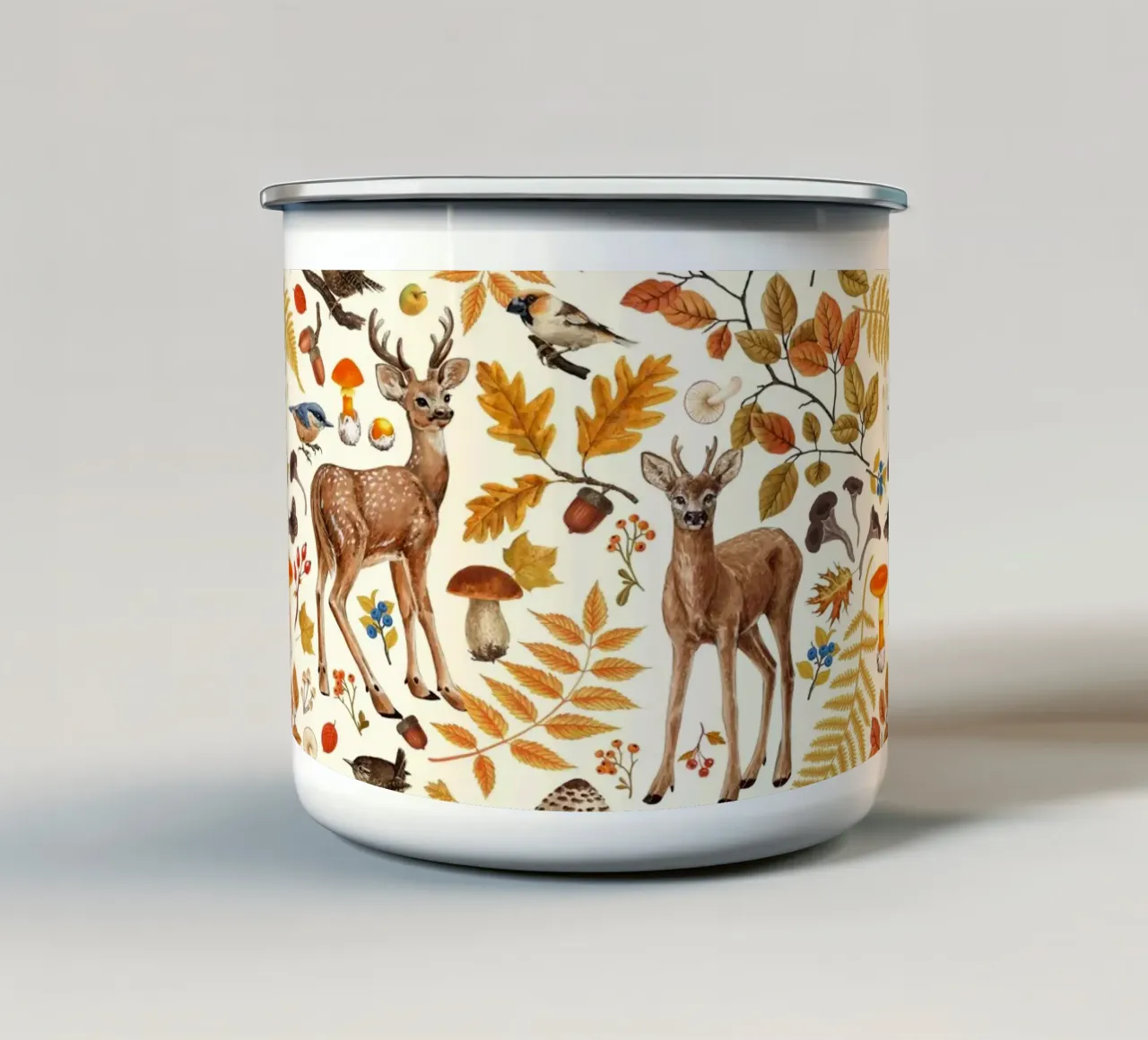 Fauna e flora autunnale su bianco sporco tazza in smalto da Painted Nature