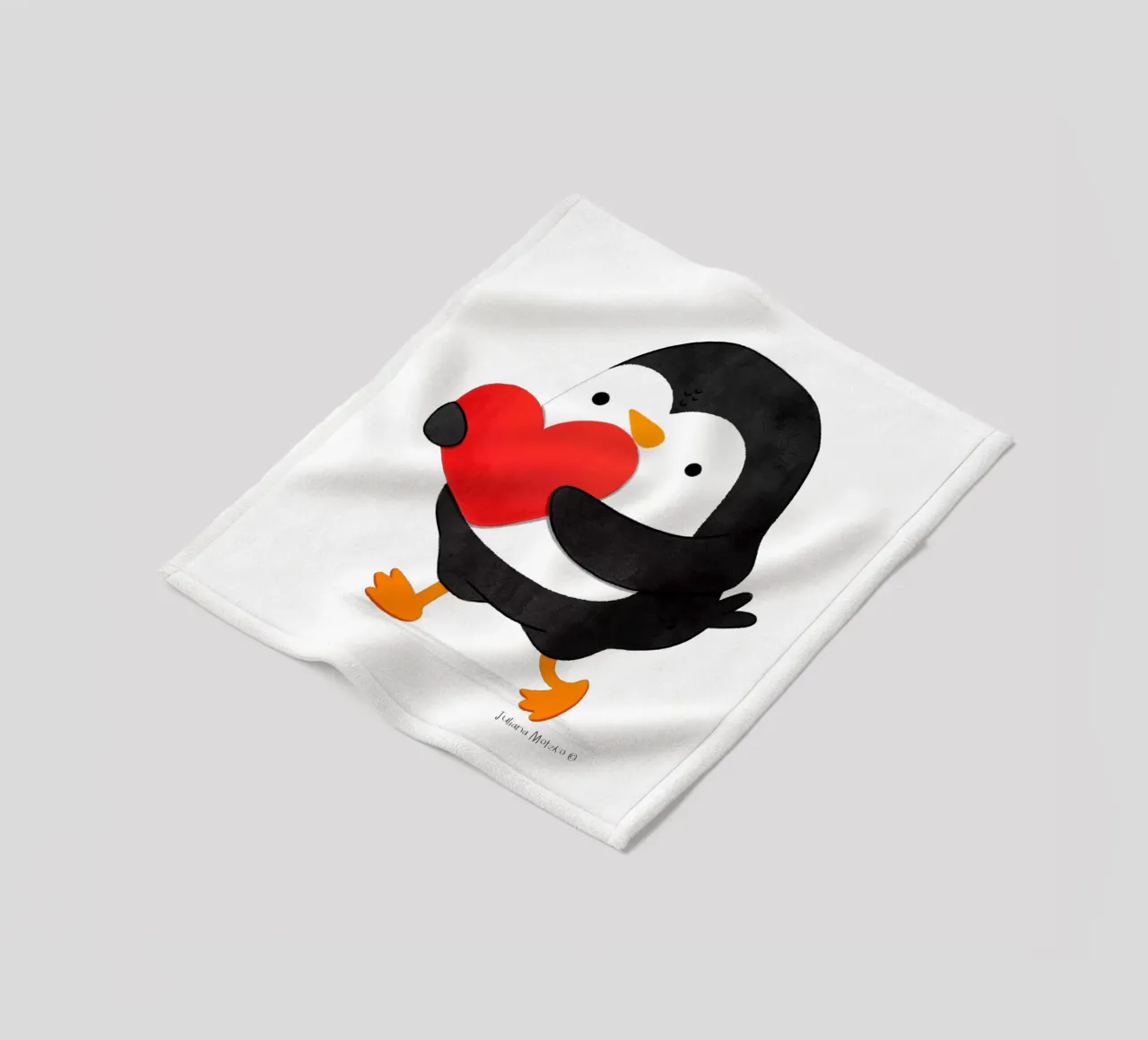 Penguin holding a big red heart coperta in pile da julianamotzko