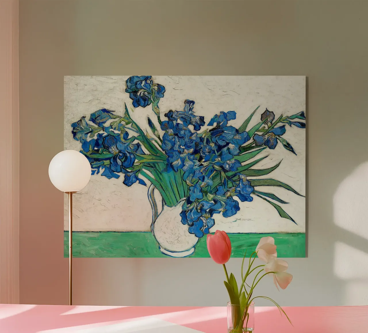 Iris plexiglass da Roy Terrell