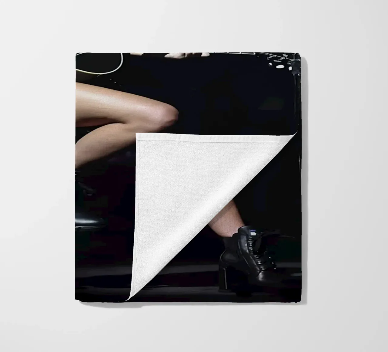 The Evolution of Taylor Swift From Country Roots to Global beach towel by ramdakjagualma