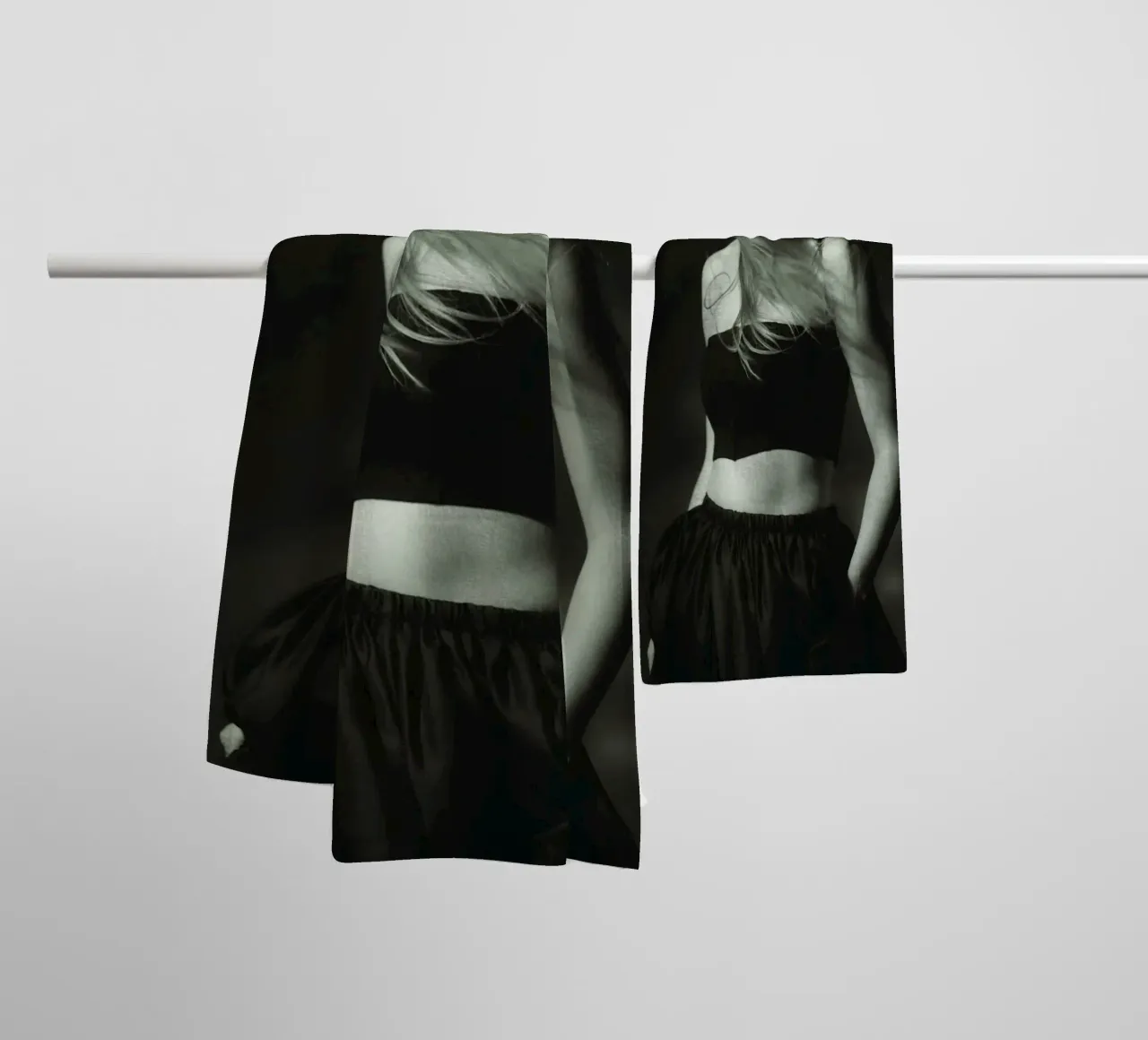 Poster di Taylor Swift attraverso gli anni asciugamano da bagno da dfgtfdt