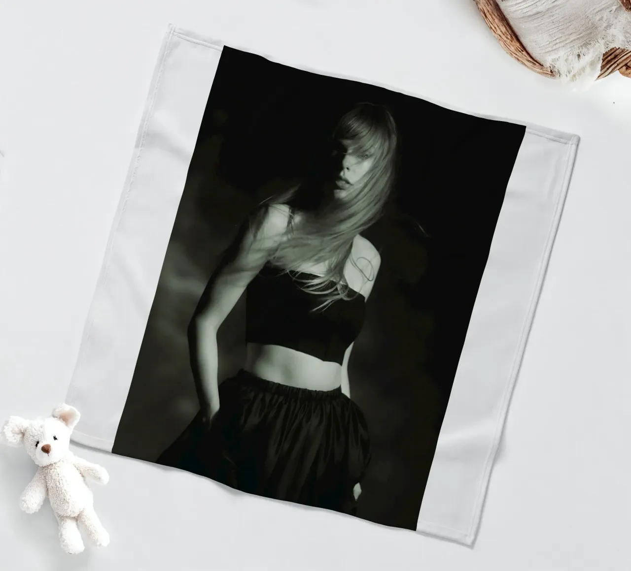 Poster di Taylor Swift attraverso gli anni coperta in pile da dfgtfdt