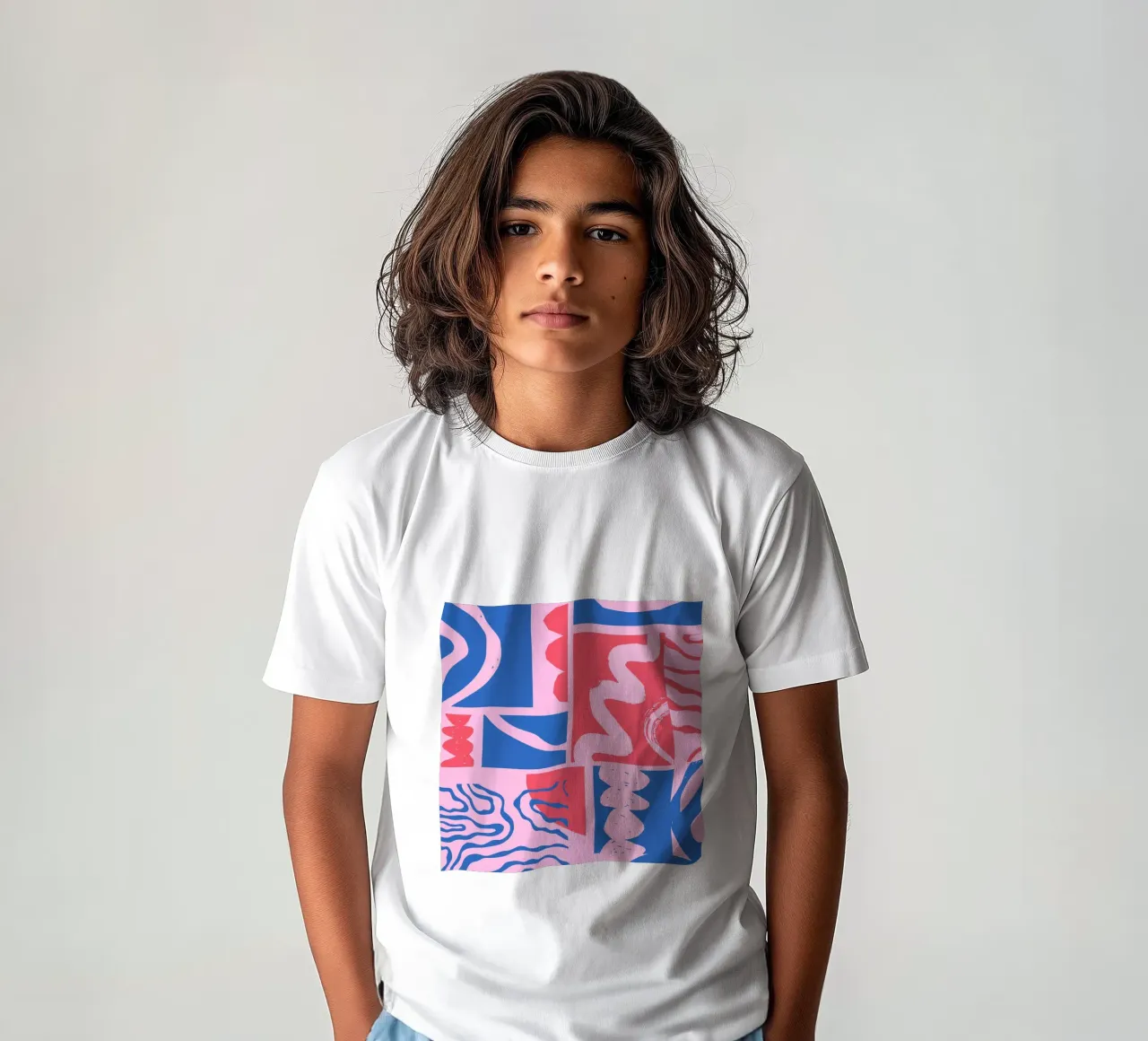 Formes avec du rose t-shirt enfant de Kim Hubball Studio