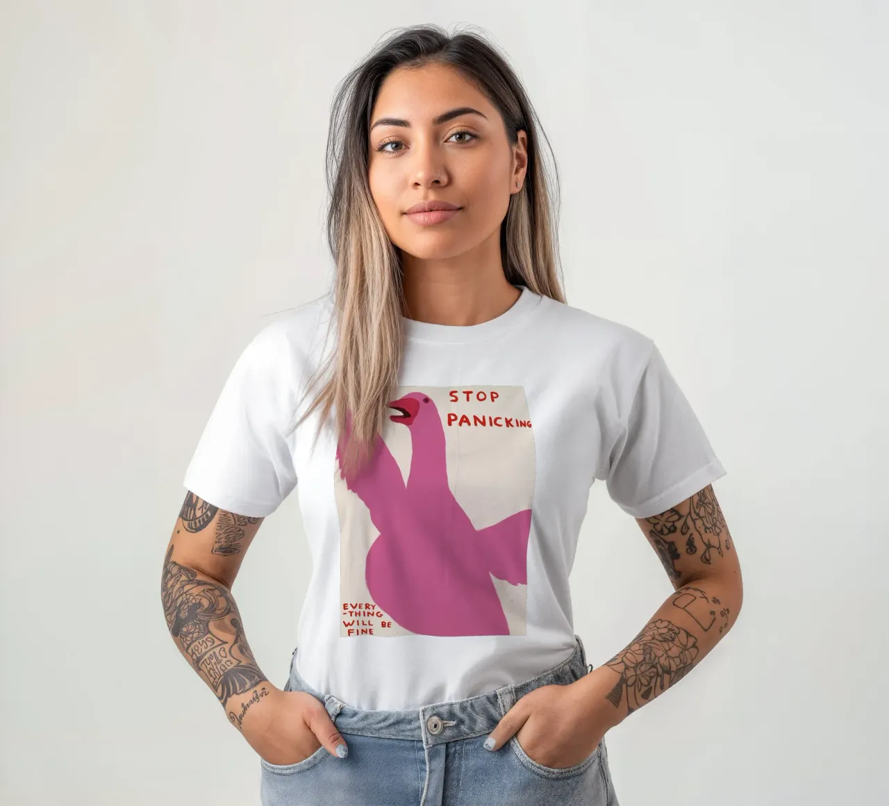 Stop Panicking David Shrigley Pink Swan t-shirt da RANDER J