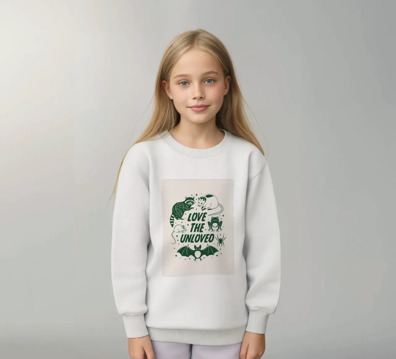 Amare chi non è amato felpa bambino da Eco Rebel Creative
