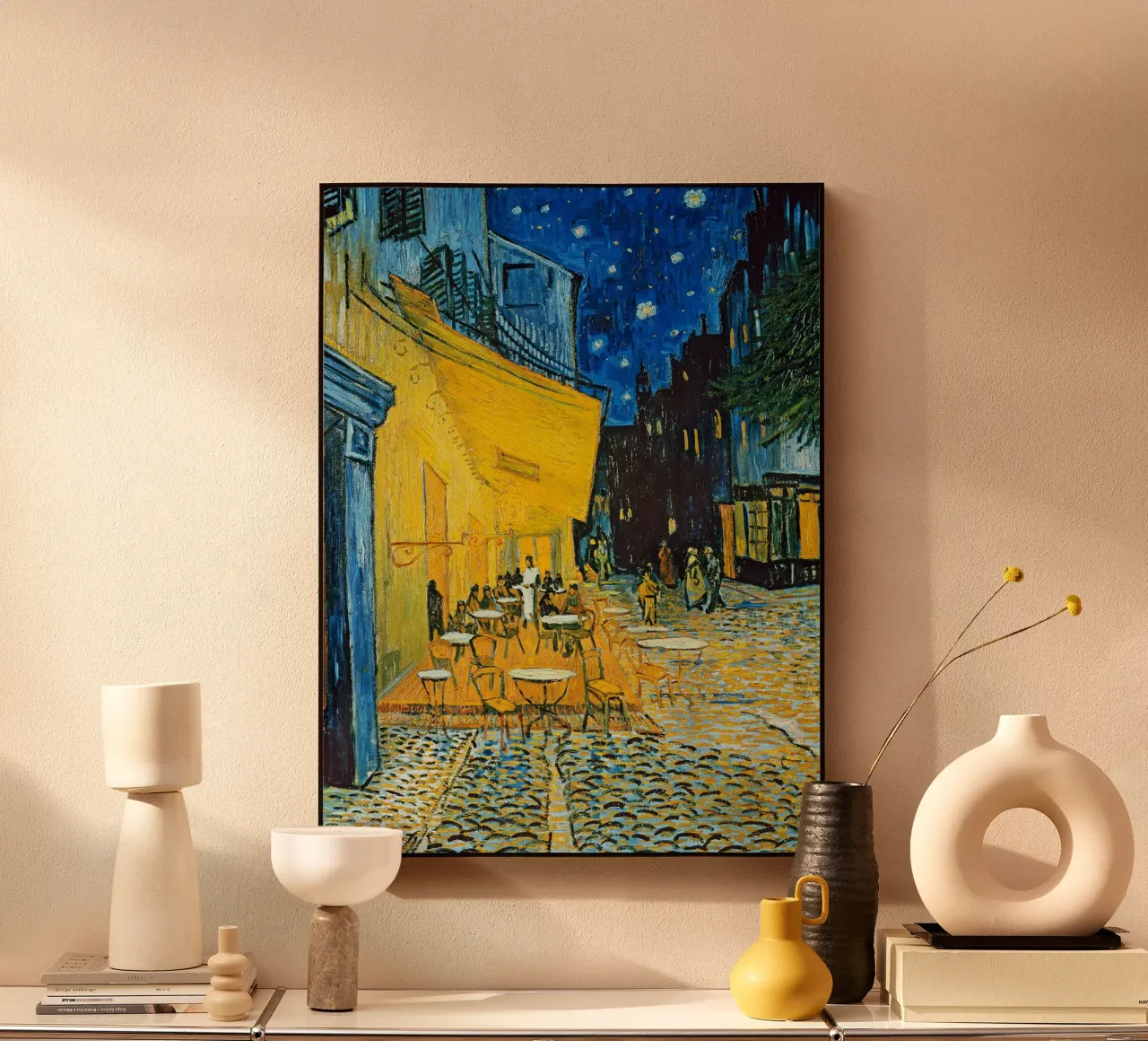 Terrazza di un caffè di notte (Place du Forum) di Vincent van G alluminio dibond da Roy Terrell
