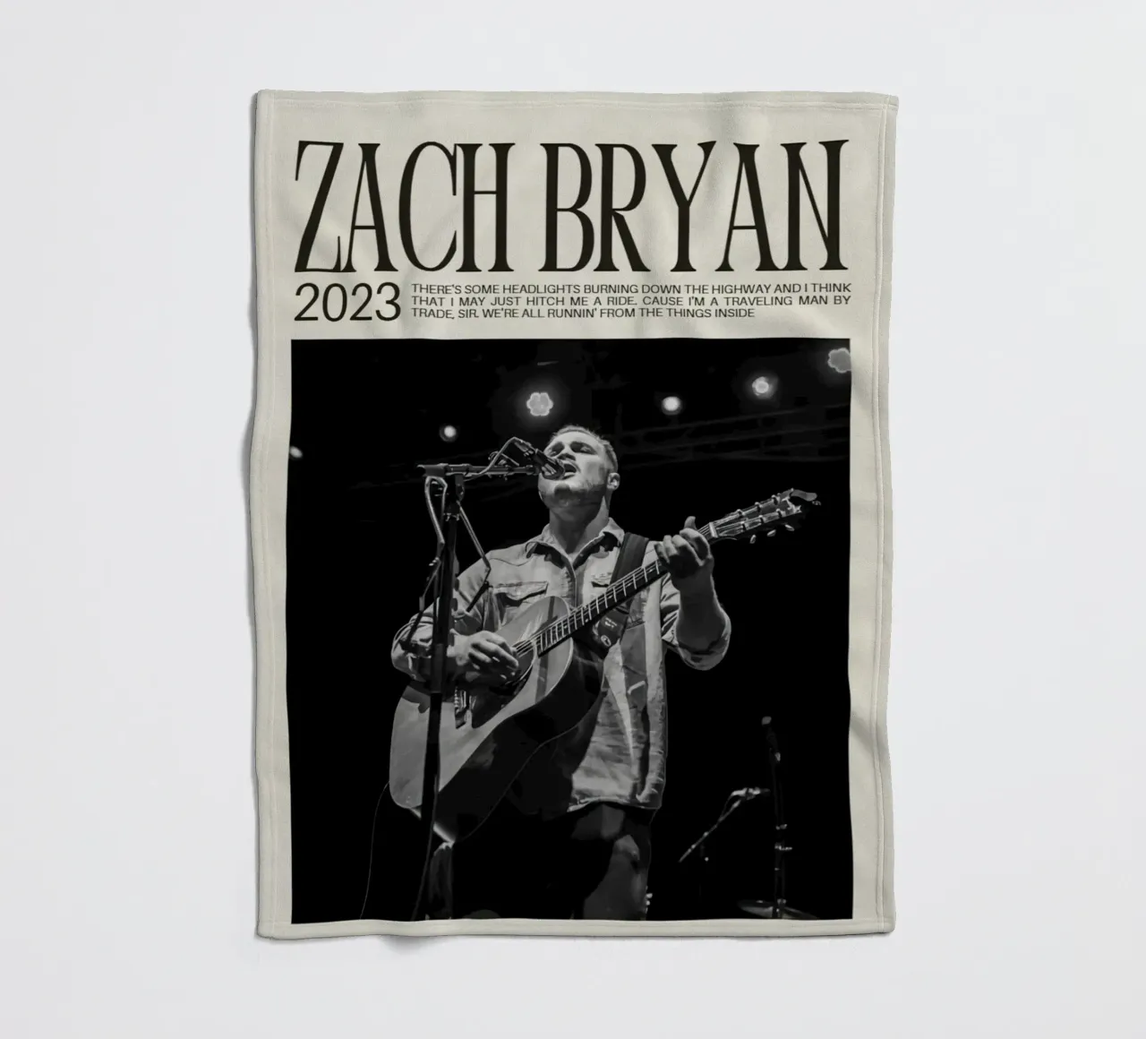 Zach Bryan coperta in pile da esoygeboys