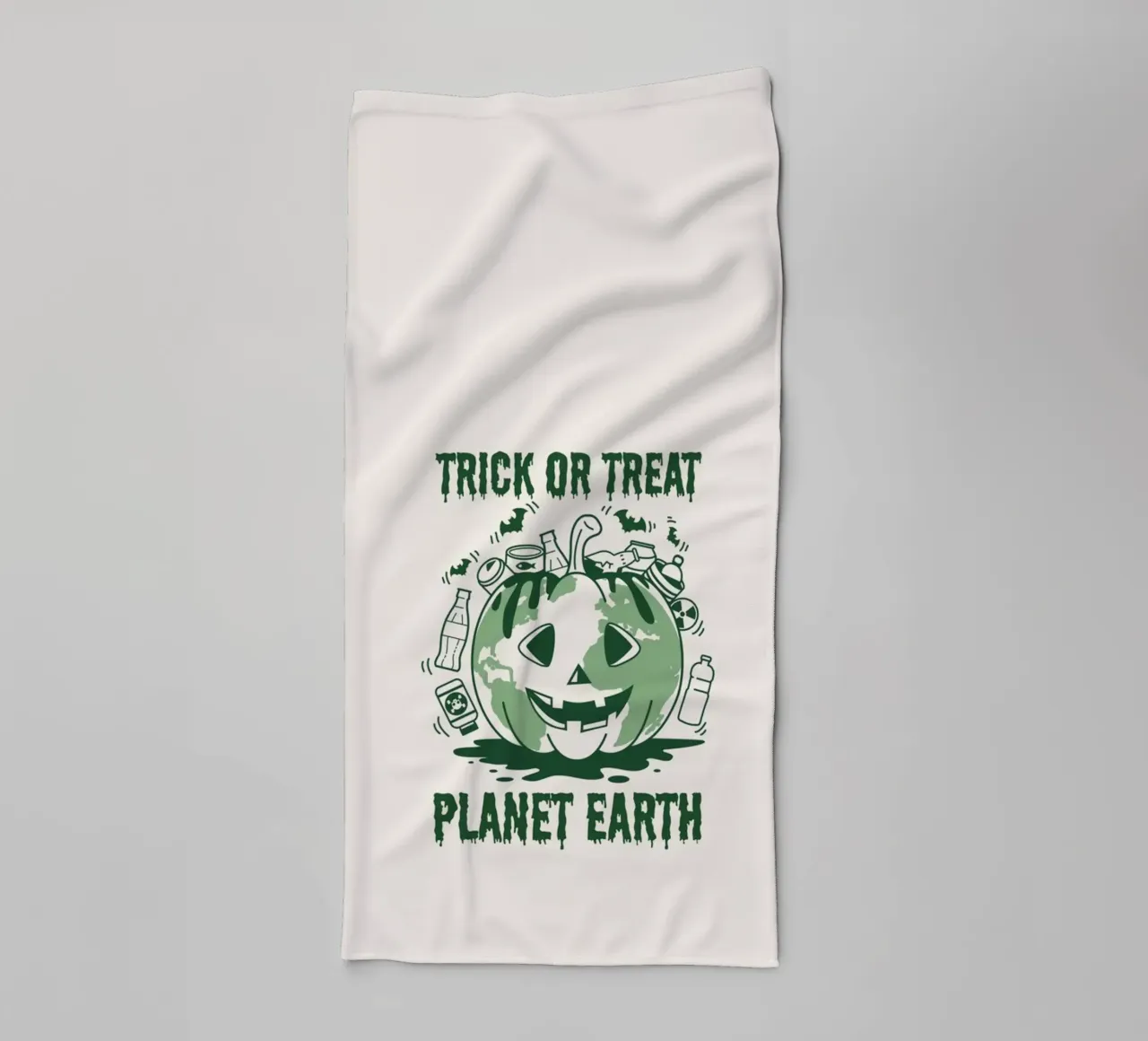 Süßes oder Saures - Planet Erde Handtuch von Eco Rebel Creative