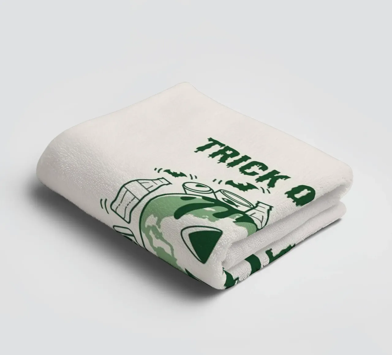 Süßes oder Saures - Planet Erde Handtuch von Eco Rebel Creative